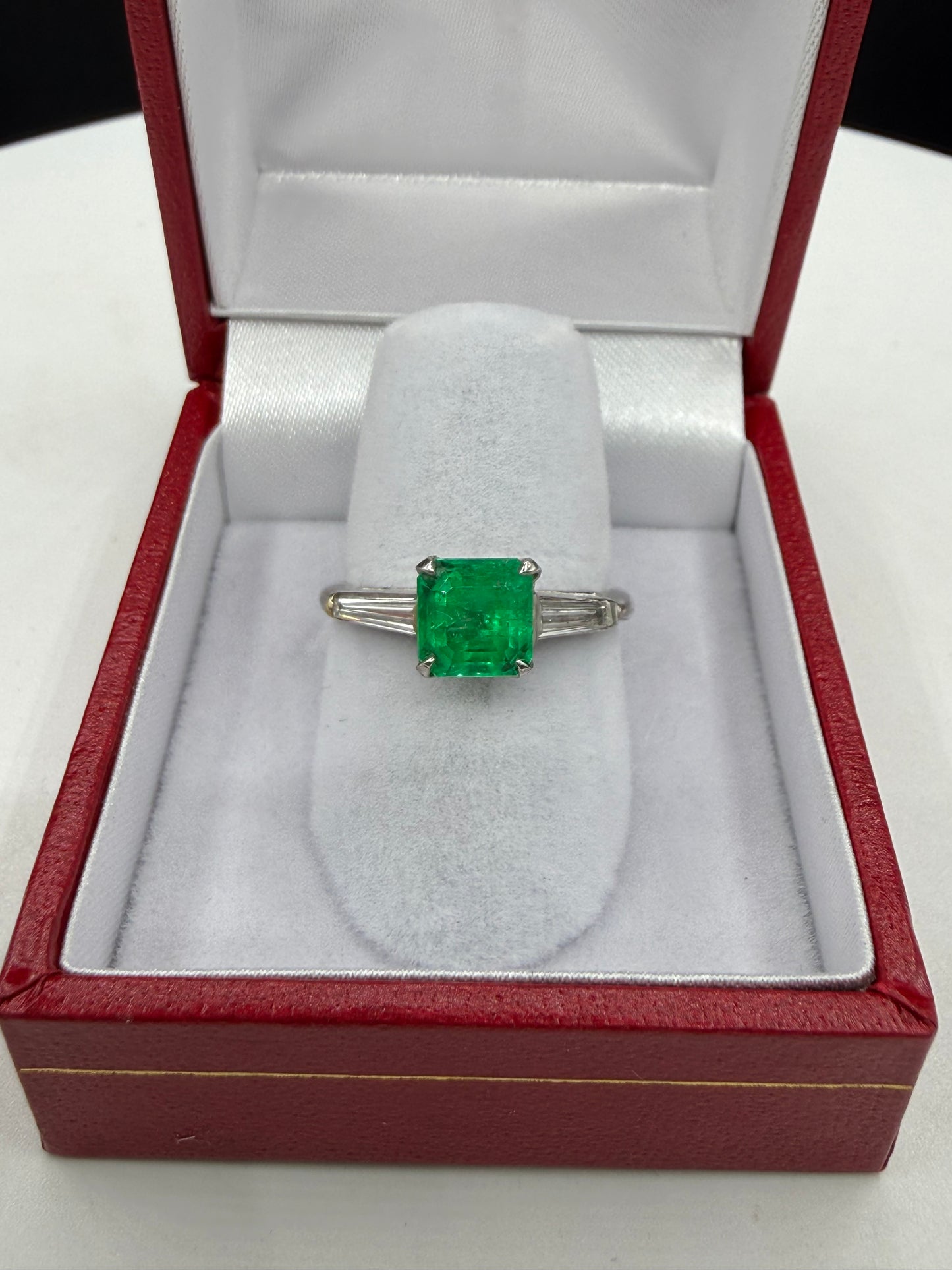 Natural Emerald & Tapered Baguette Diamond Platinum Ring | Size 6.25 | 1.50 CT Emerald | 0.40 CTW Diamonds