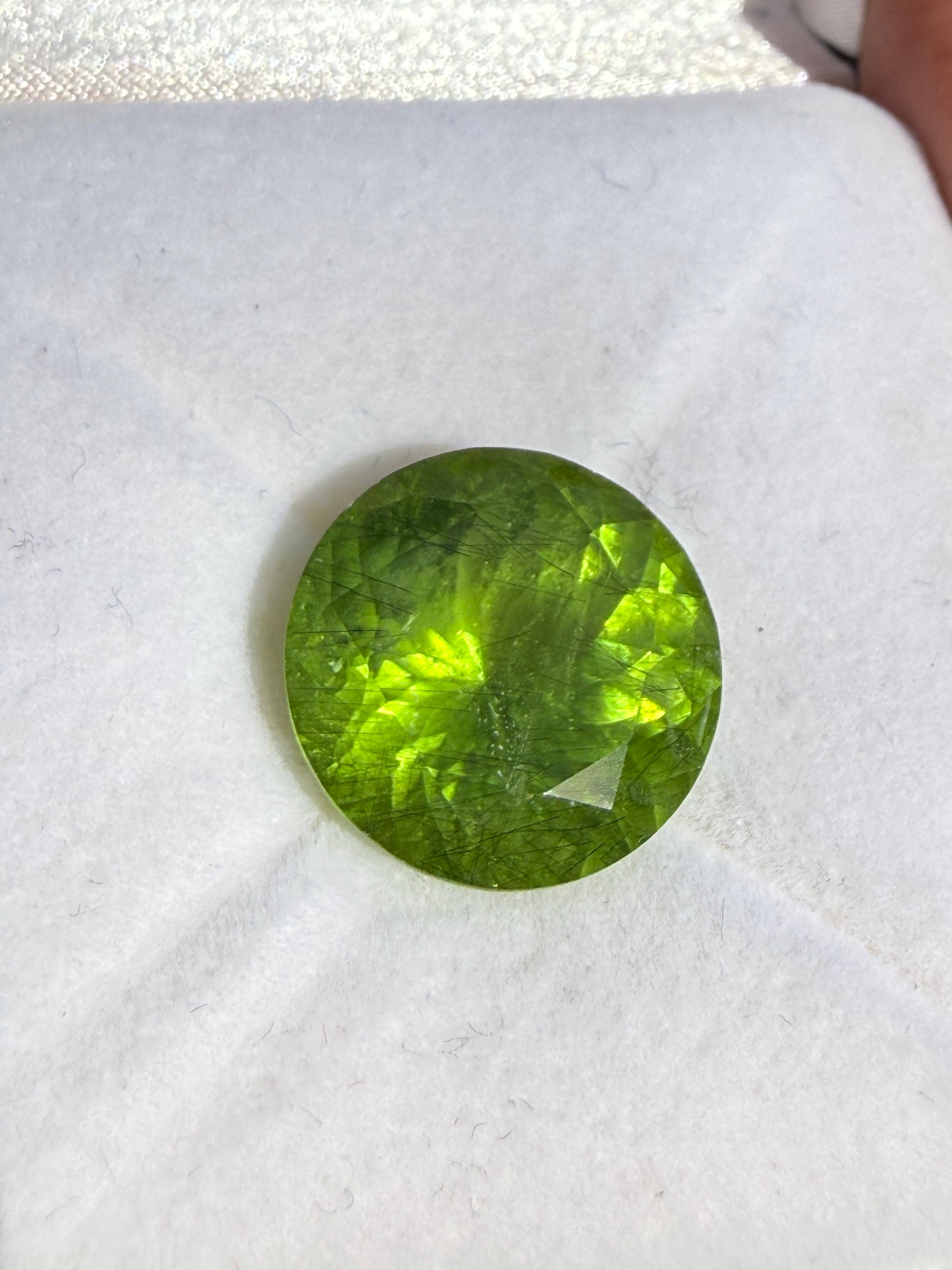 Natural 15.36 CT Ludwigite Peridot Round Cut Loose Gemstone | 16x16x10 MM | Rare Inclusions