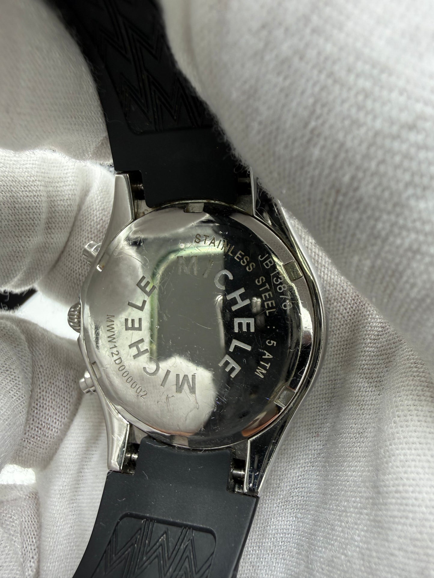 Michele Tahitian Chronograph White Dial Black Silicone Strap Watch | 35 MM | Ref MWW12D000002
