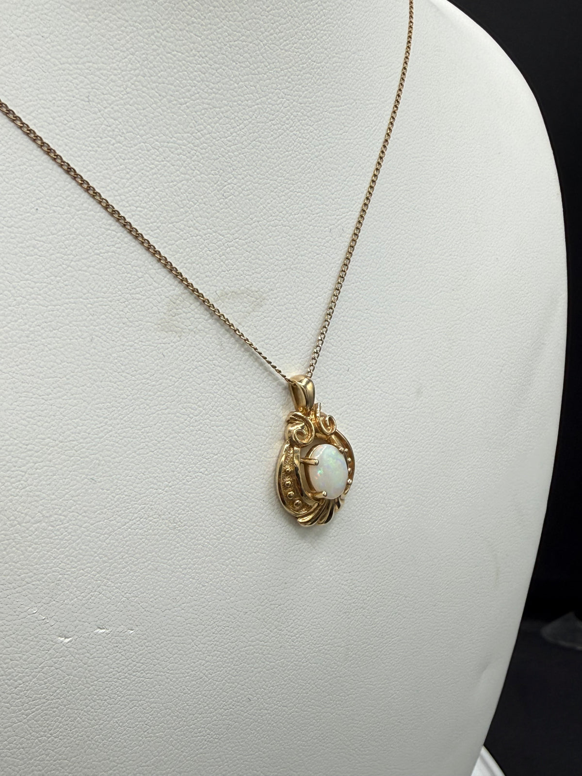 Natural Australian Opal 14k Yellow Gold Pendant Necklace | 18”