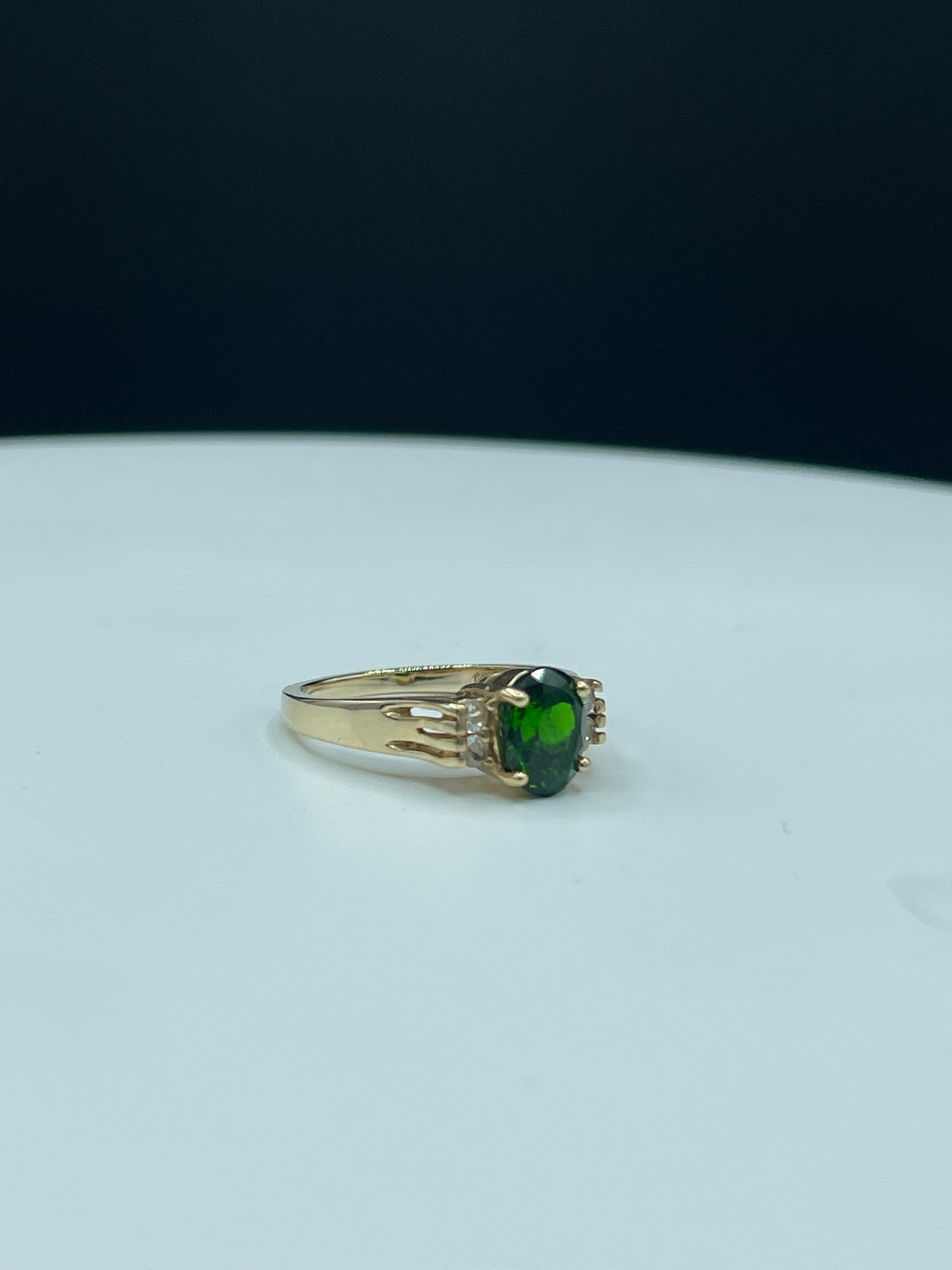 2.30 Carat Natural Chrome Diopside & Diamond 14k Yellow Gold Ring (Size 6.25)
