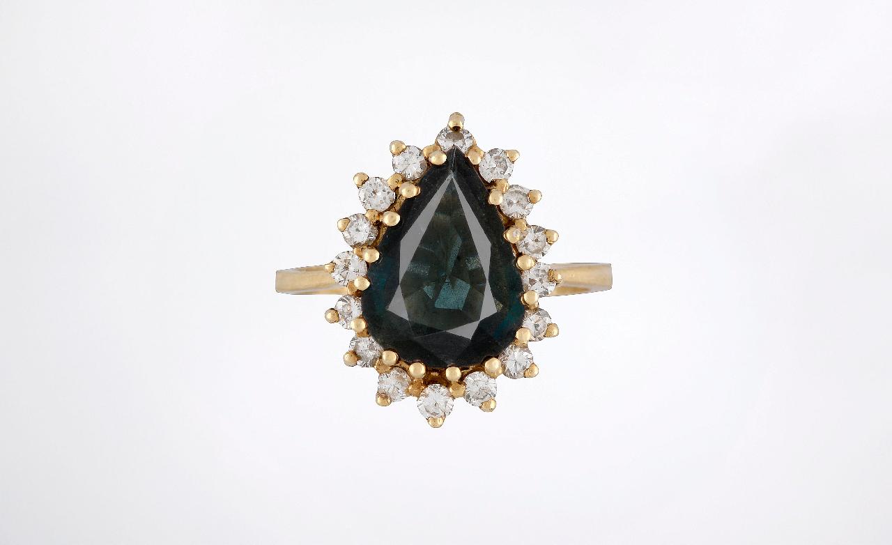 GIA Certified Natural Unheated Australian Blue Pear Sapphire & Diamond Halo Ring Size 6.25