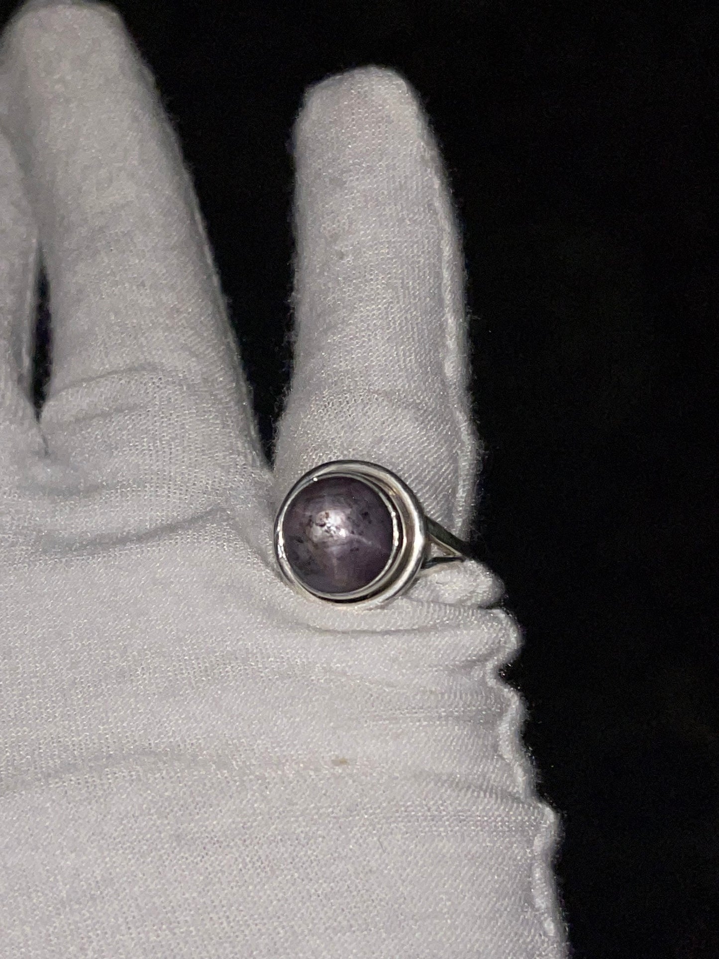 Handmade Star Ruby Sterling Silver Ring | Size 8 | 925 Stamped | 15 MM Deck | 7.4 Grams | Unique Asterism
