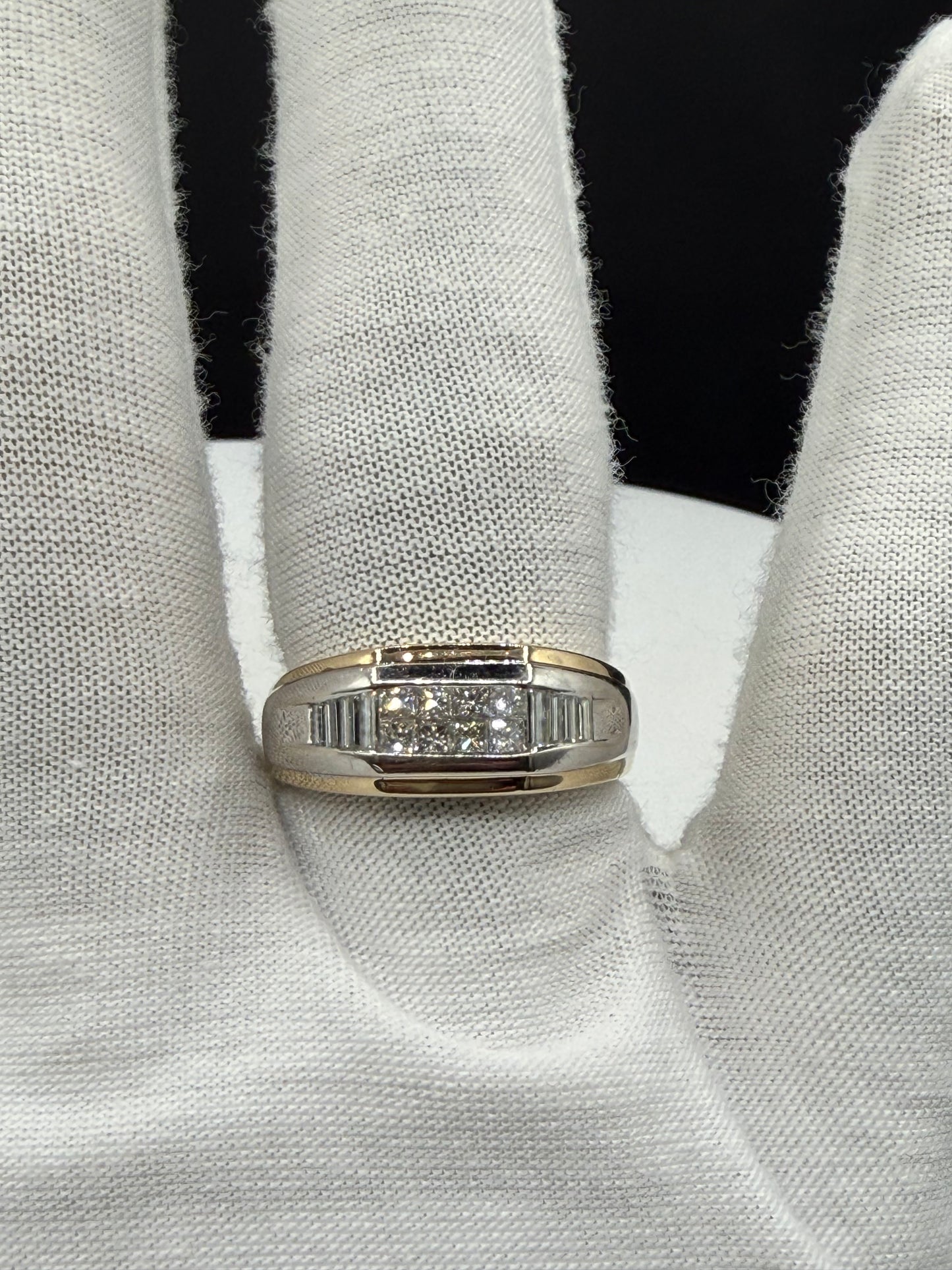 Vintage 0.75 Carat Natural Diamond 14k Yellow & White Gold Mens Statement Ring (Size 10.25)