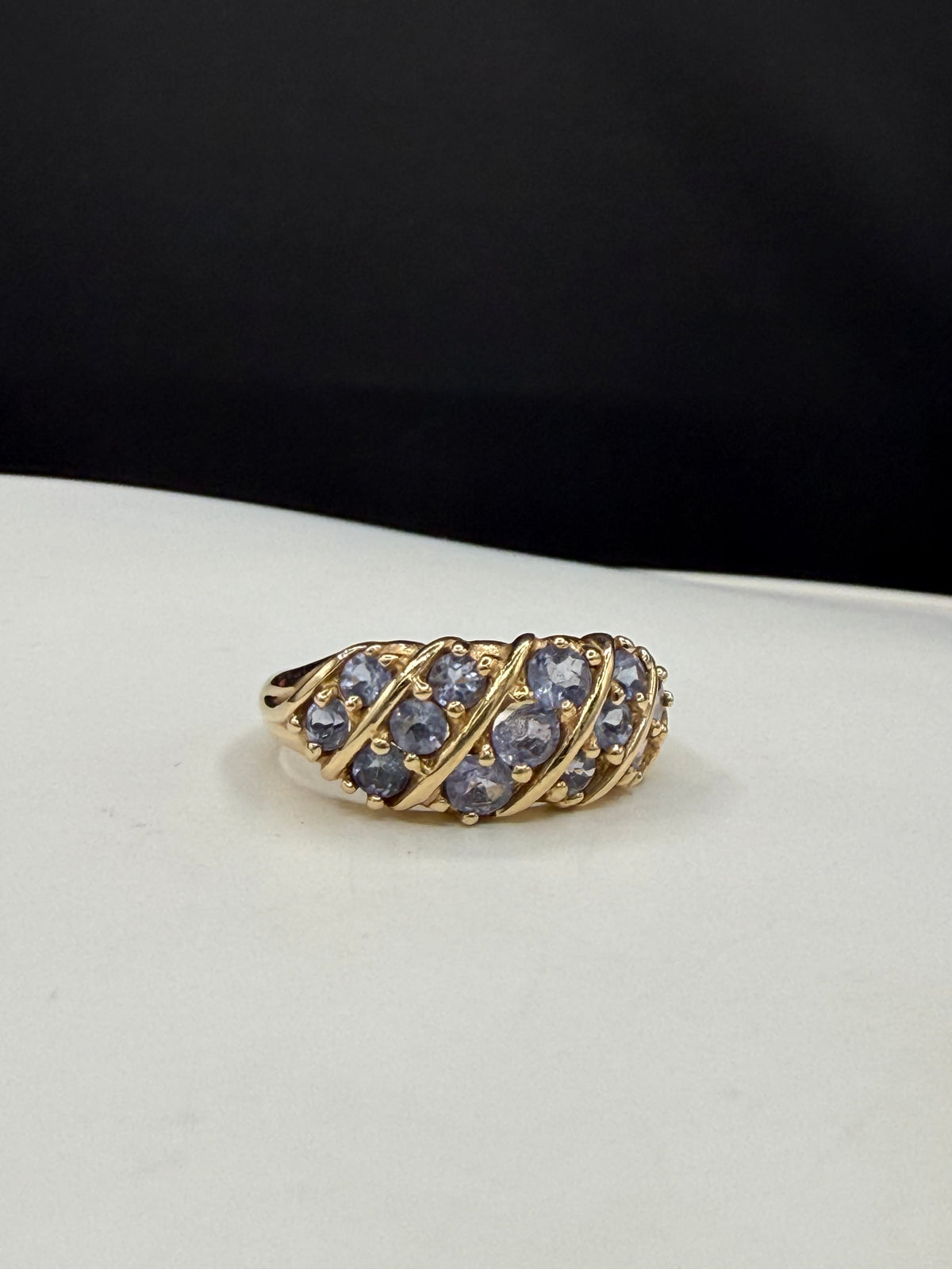 Vintage 1.50 Carat Natural Tanzanite 14k Yellow Gold Cluster Ring (Size 8.25)