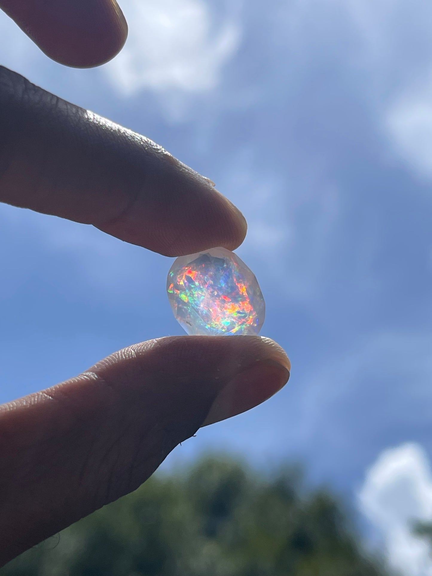 Stunning 11.65 Carat Natural Mexican Contra Luz Opal Oval Cut Loose Gemstone - 18.7 x 14.9 x 9.7 MM