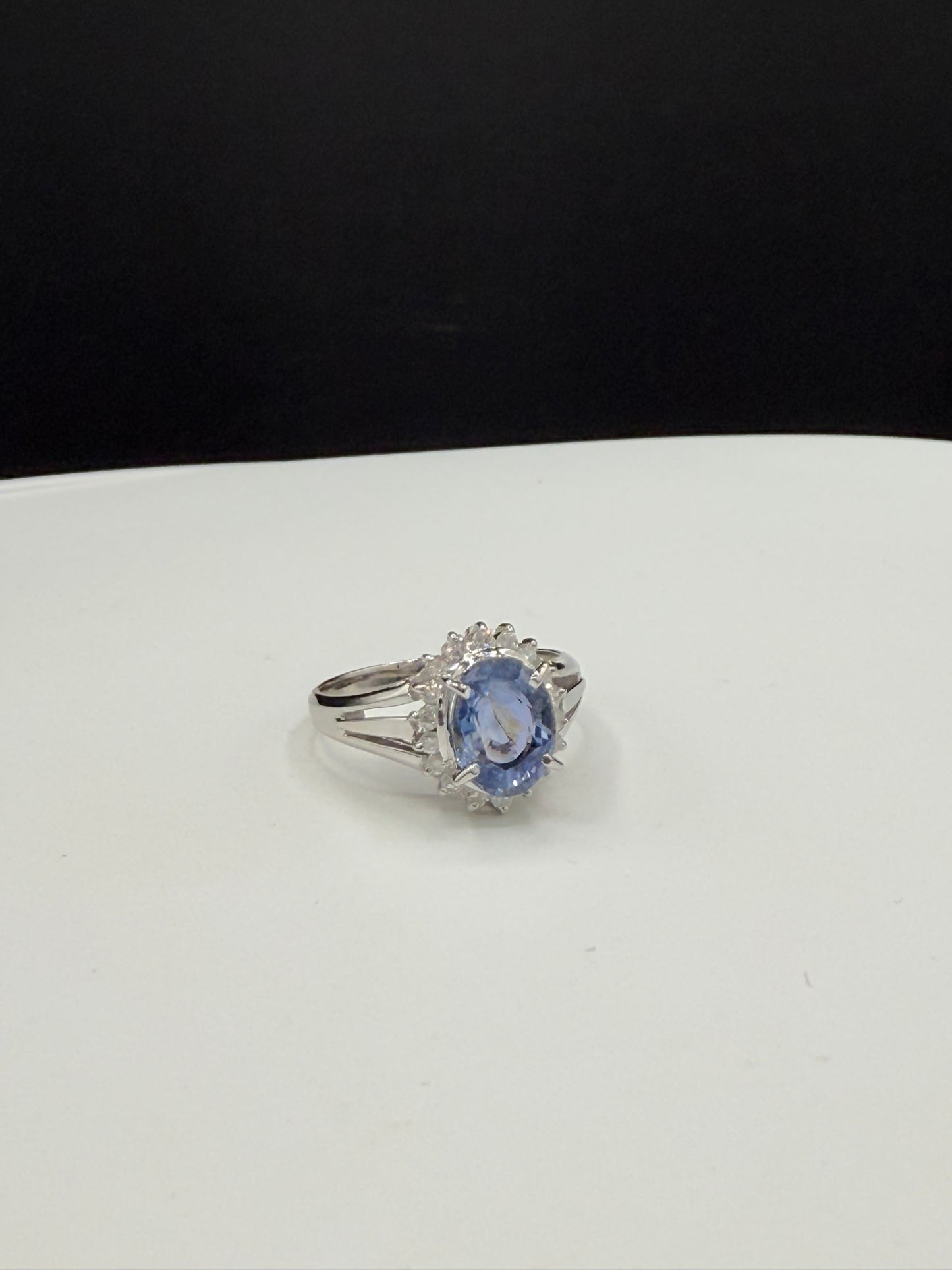 Natural Untreated 2.53ct Light Cornflower Blue Ceylon Sapphire & Diamond Platinum Ring (Size 5.75)