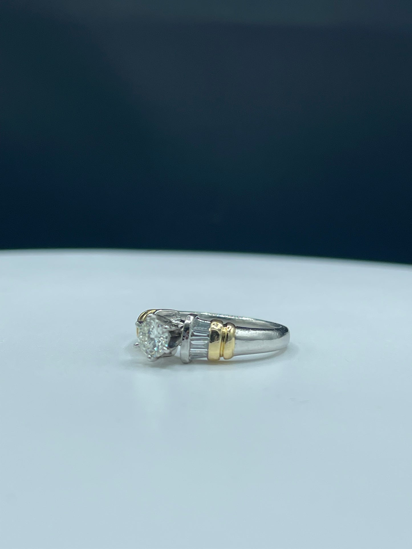 1.06 Carat Natural Diamond Platinum & 18k Gold Engagement Ring (Size 7)