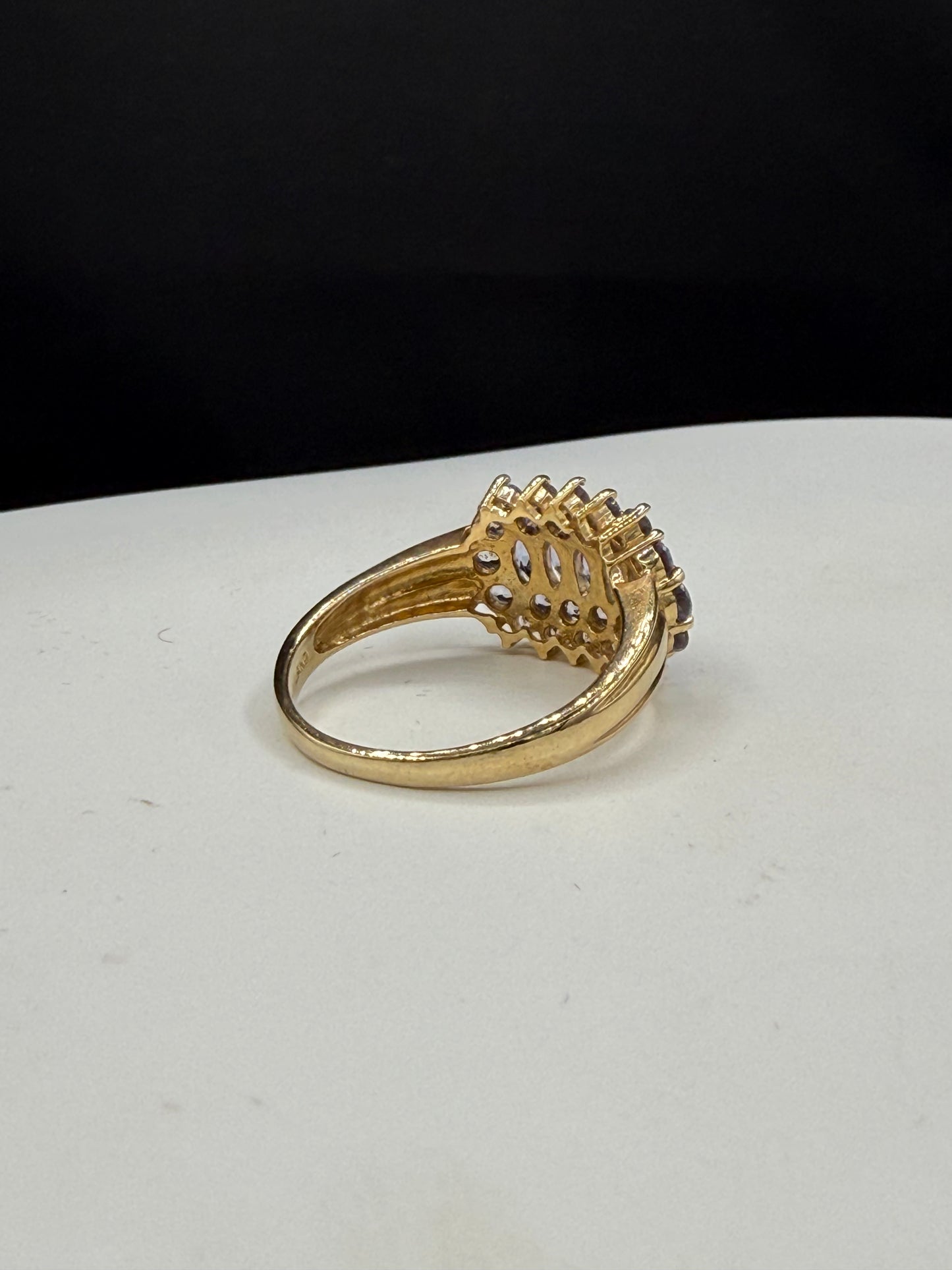 1.68 Carat Natural Tanzanite Cluster Cocktail 14k Yellow Gold Ring | Size 10