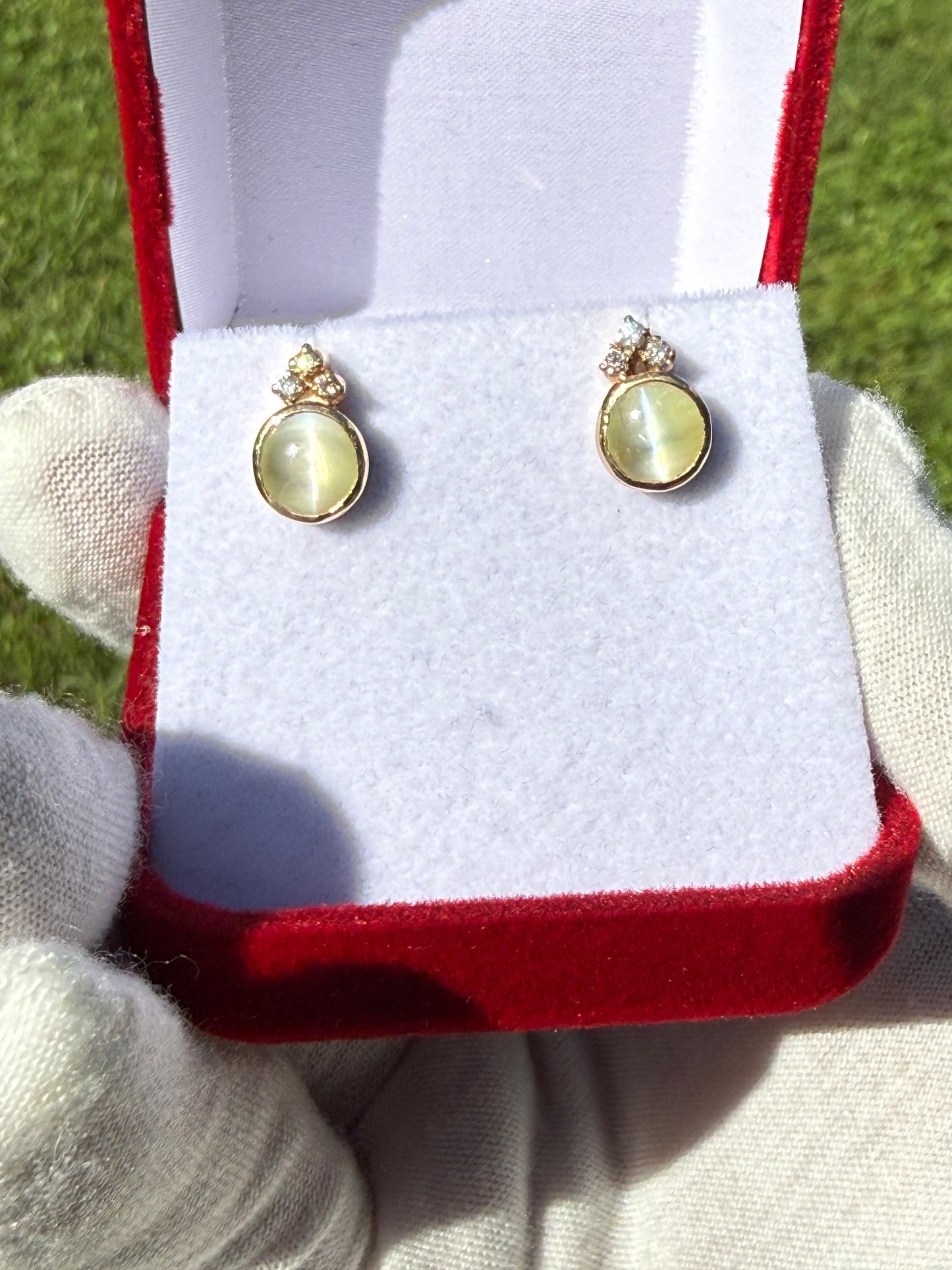 Natural Cats Eye Chrysoberyl & Diamond 18k Yellow Gold Screwback Earrings