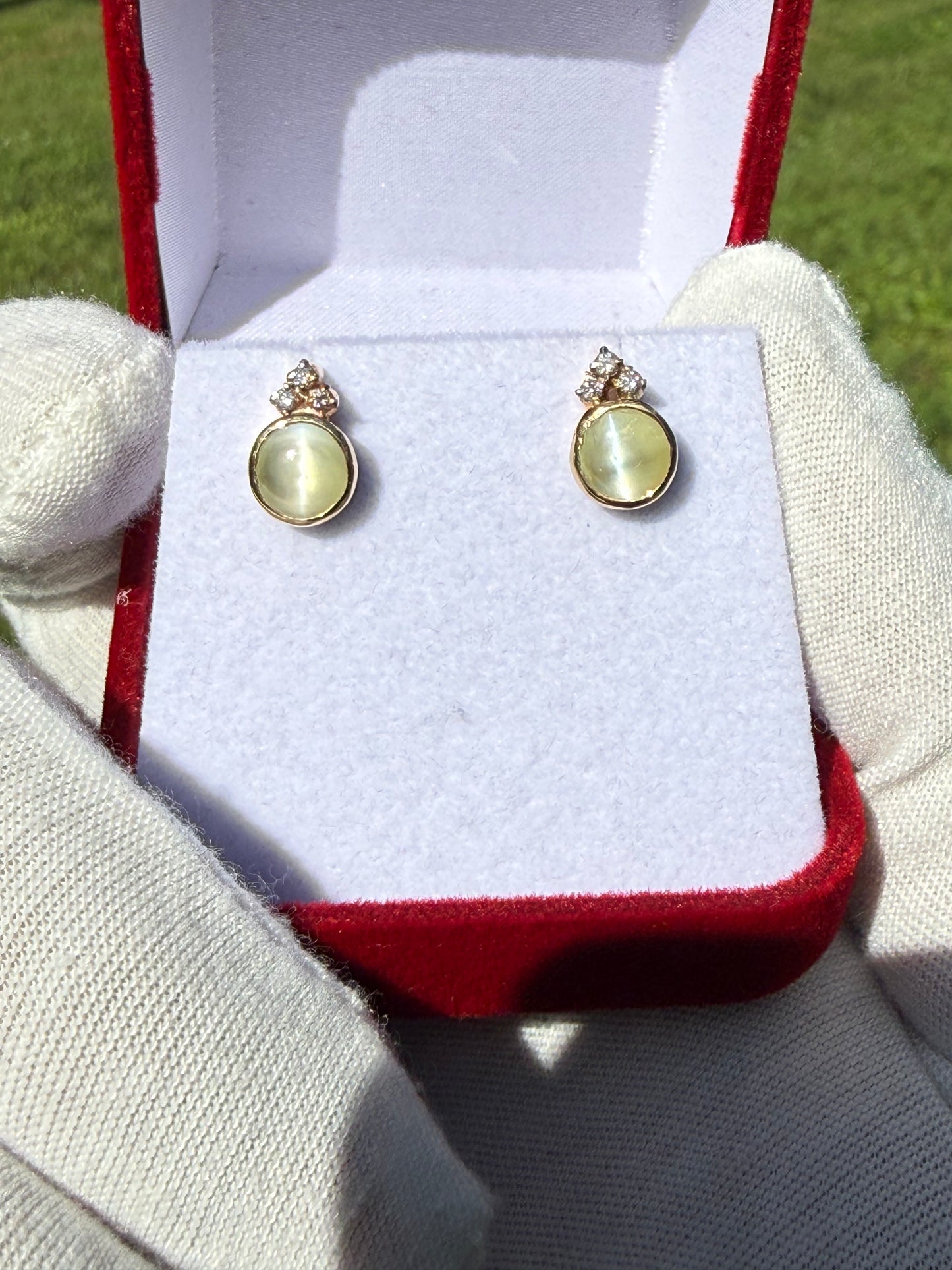 Natural Cats Eye Chrysoberyl & Diamond 18k Yellow Gold Screwback Earrings