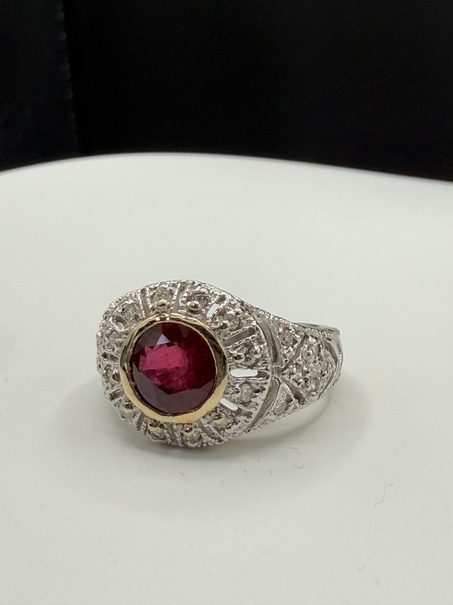 Natural Ruby & Diamond 18k White Gold Ring (Size 6.25)
