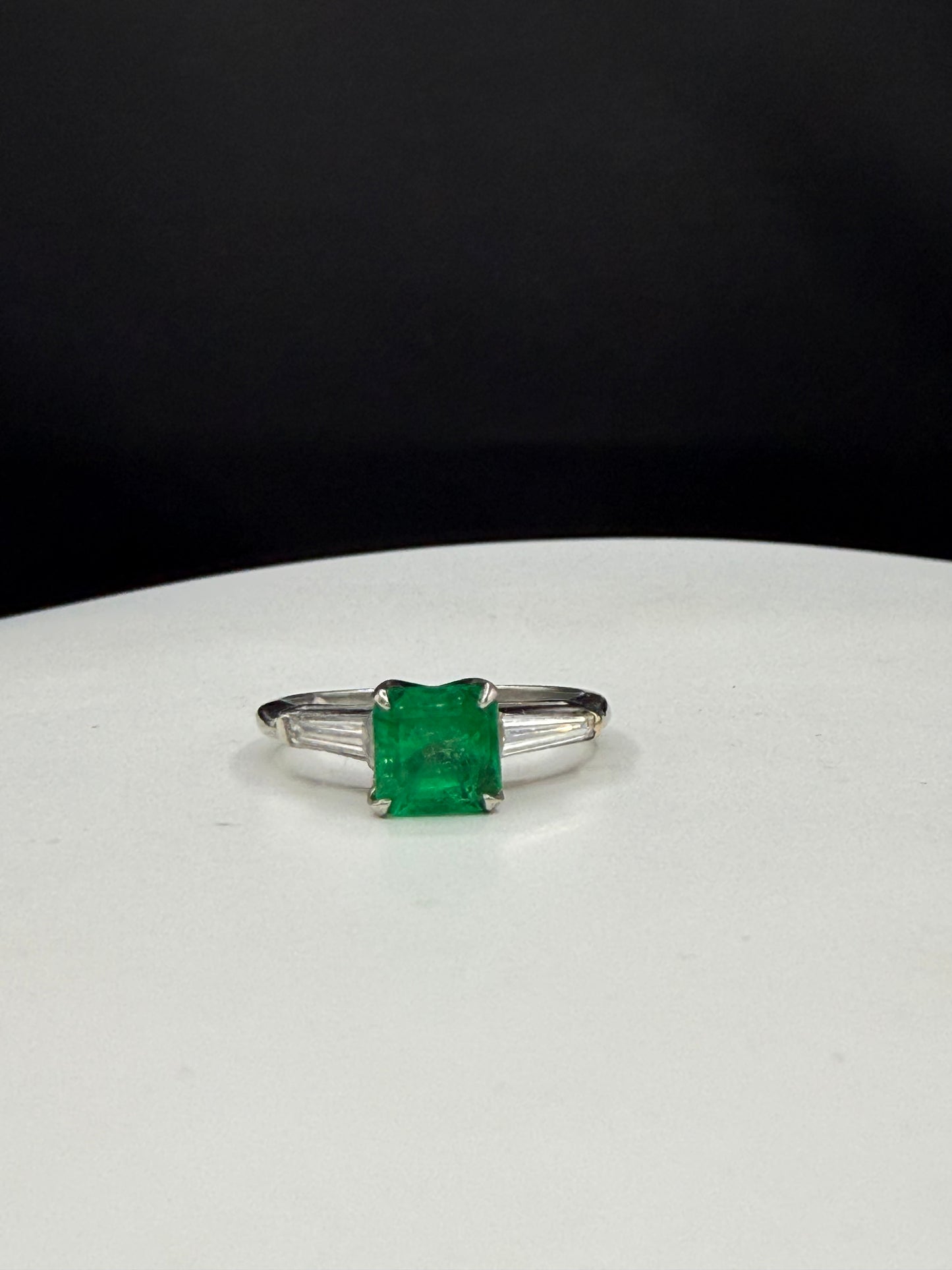 Natural Emerald & Tapered Baguette Diamond Platinum Ring | Size 6.25 | 1.50 CT Emerald | 0.40 CTW Diamonds