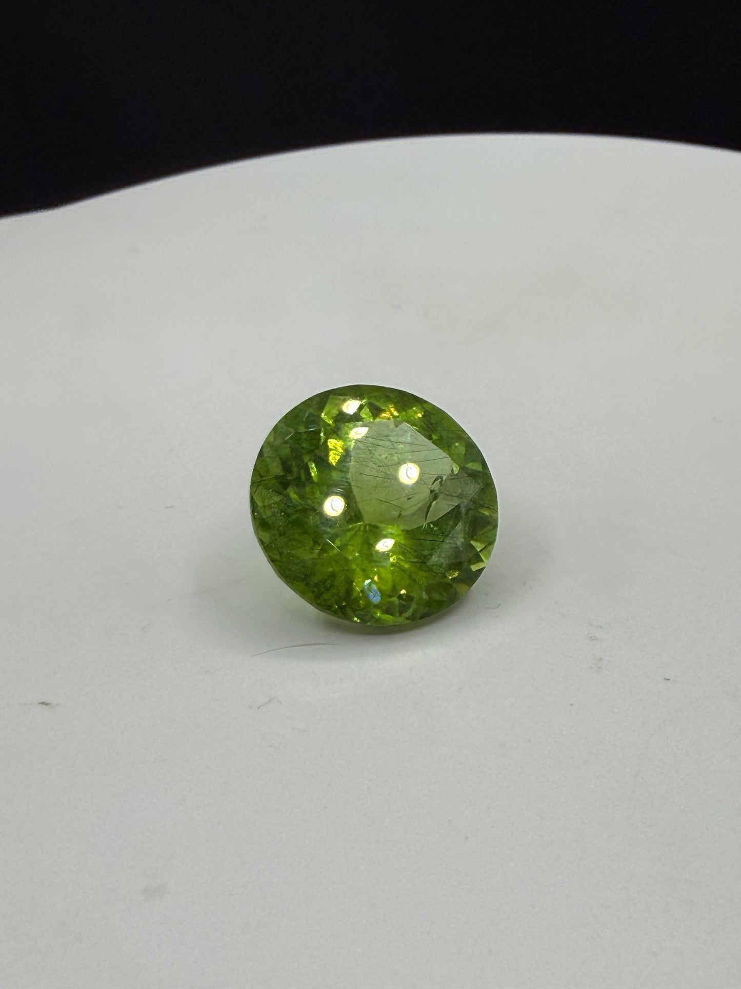 Natural 15.36 CT Ludwigite Peridot Round Cut Loose Gemstone | 16x16x10 MM | Rare Inclusions