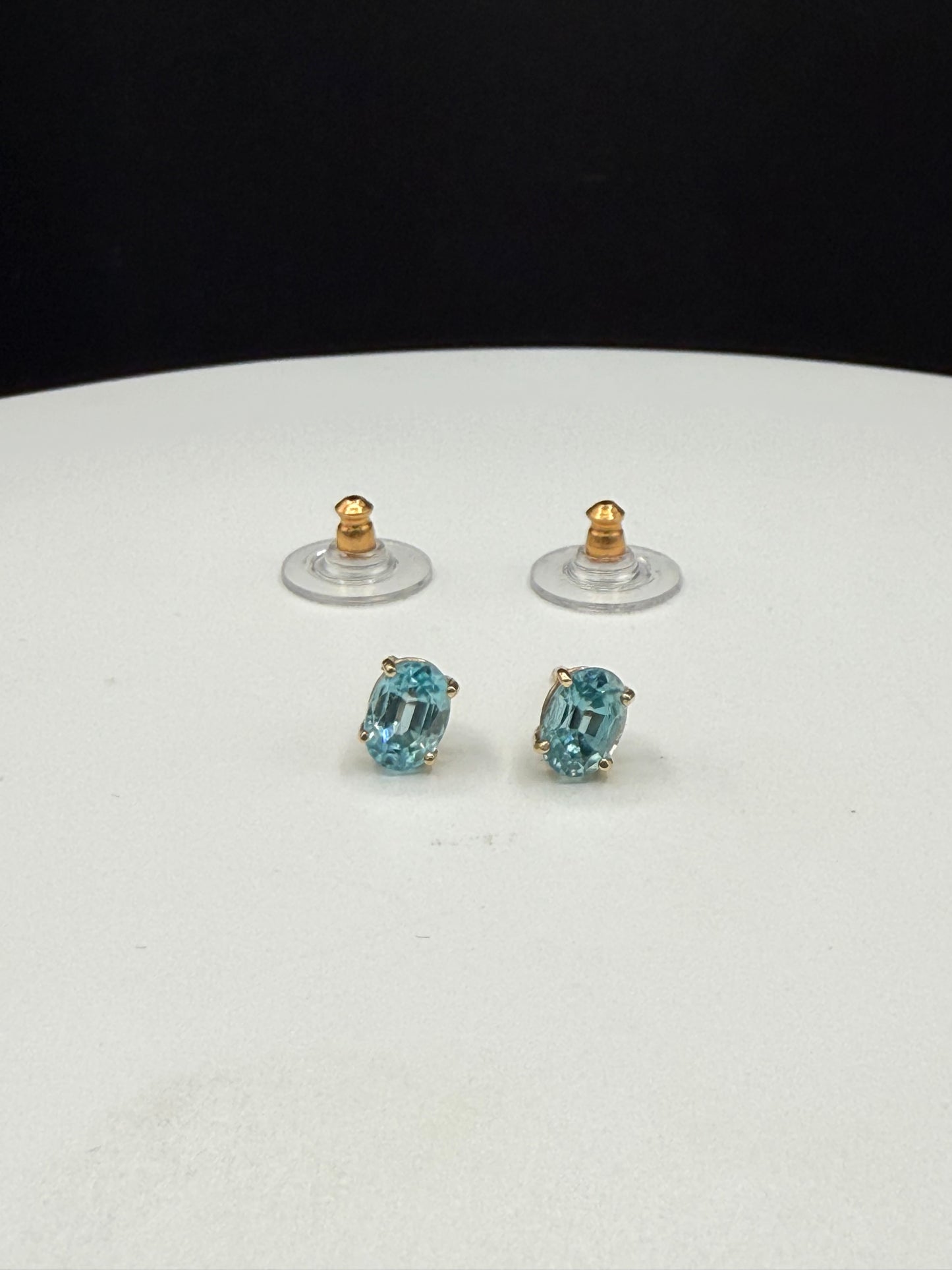 2.65 Carat Natural Blue Zircon 14K Yellow Gold Stud Earrings