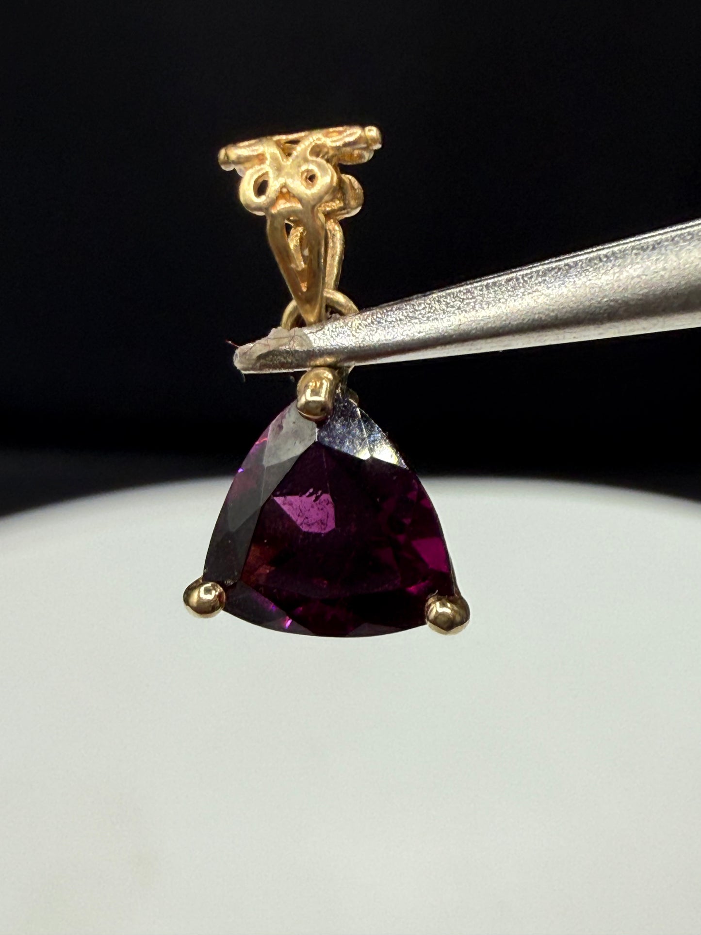 1.55 Carat Natural Grape Garnet Trillion Cut Pendant – 14K Yellow Gold
