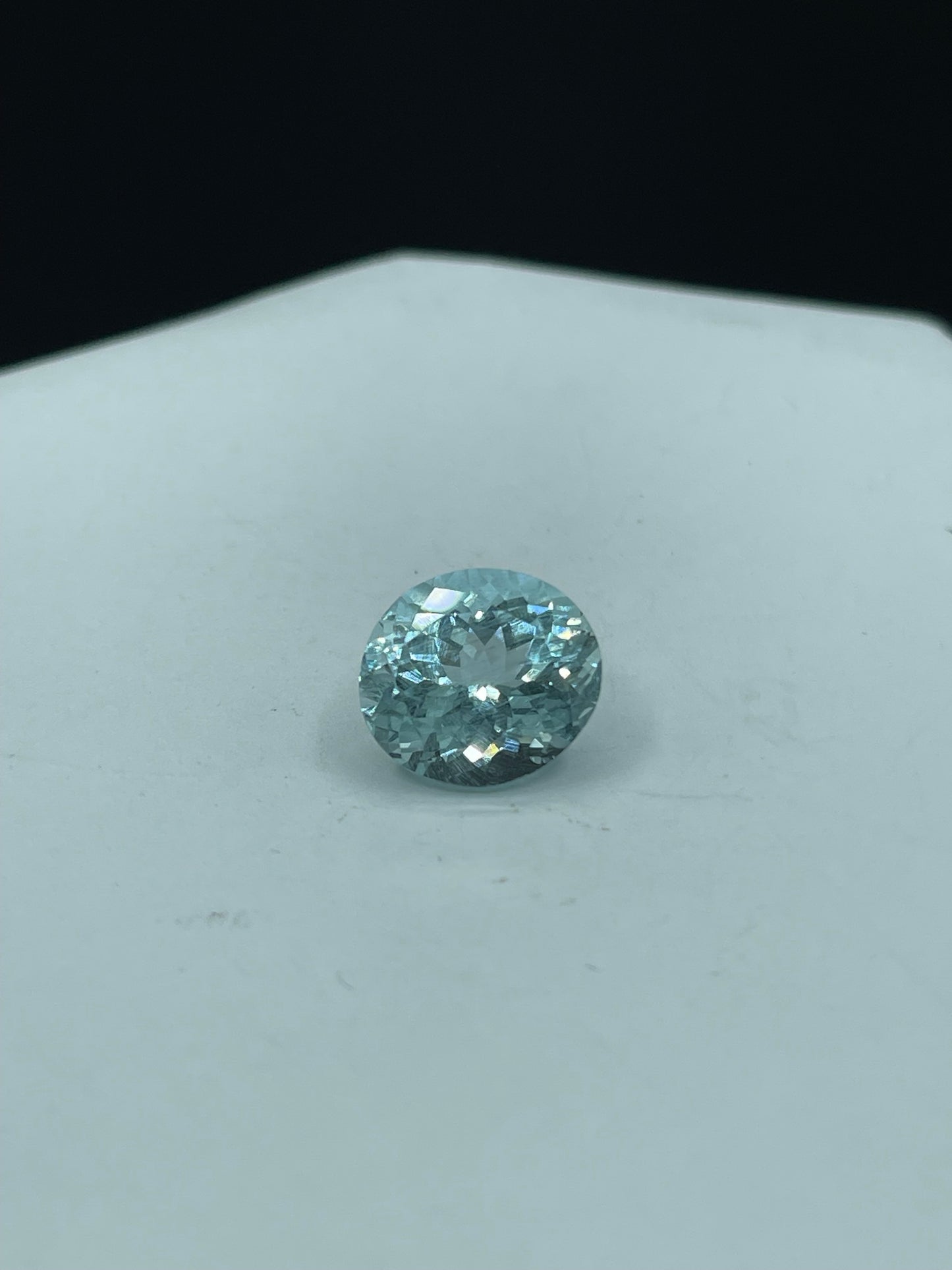 5.84 Carat Natural Aquamarine Oval Cut Loose Gemstone (12x11x8 MM)