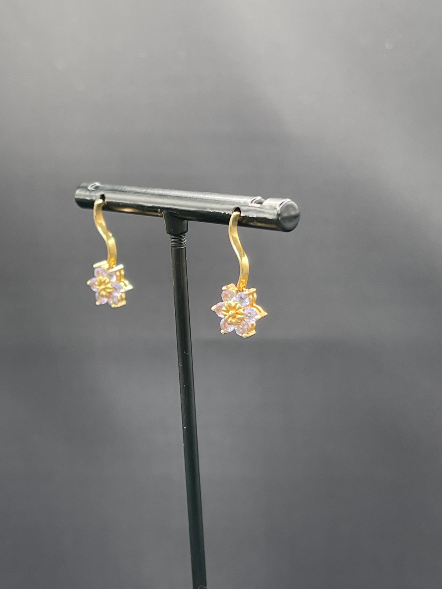 1 Carat Natural Tanzanite Floral 14k Yellow Gold Dangle Earrings