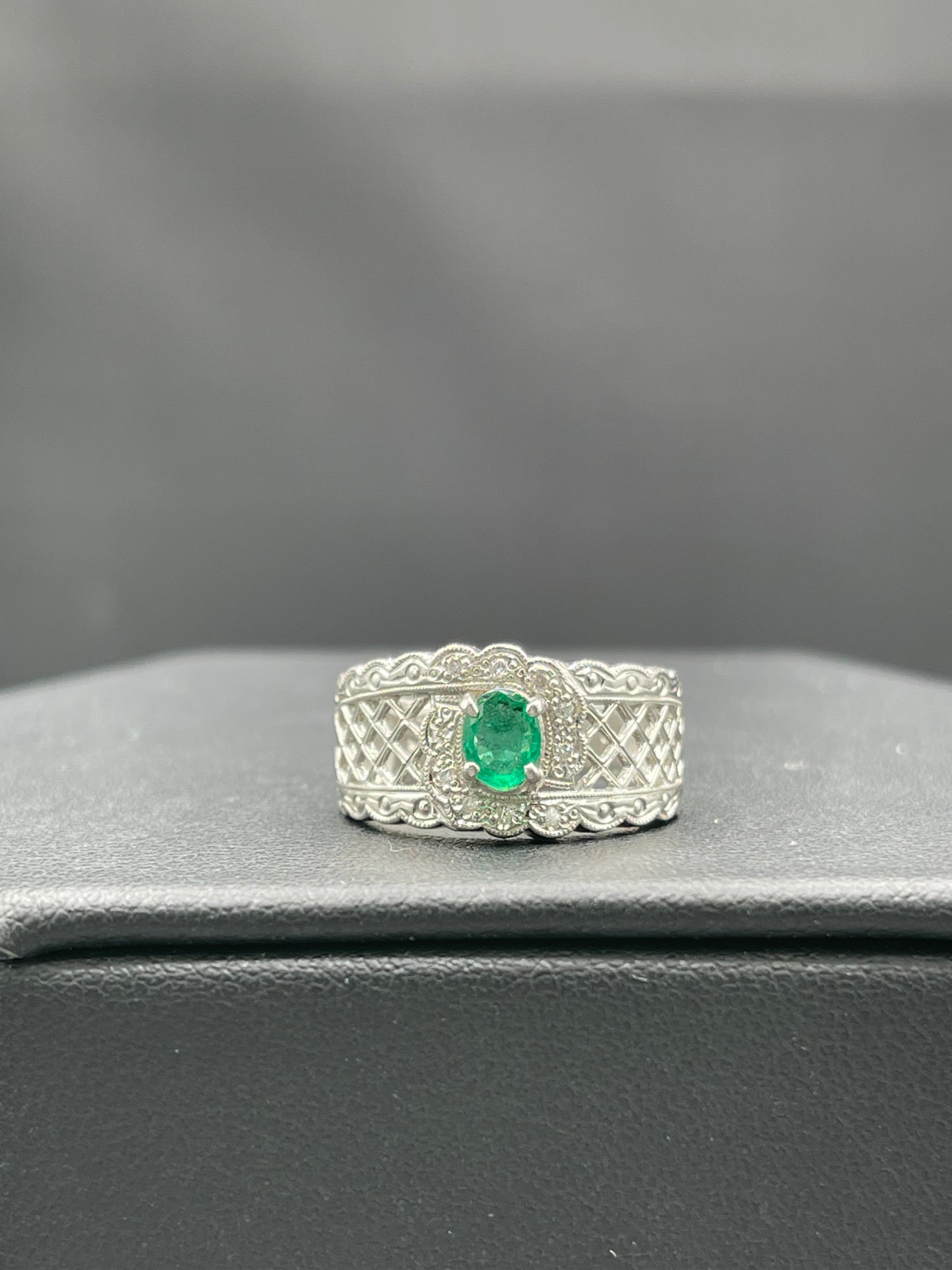Natural Colombian Emerald & Diamond Platinum Ring (Size 6)