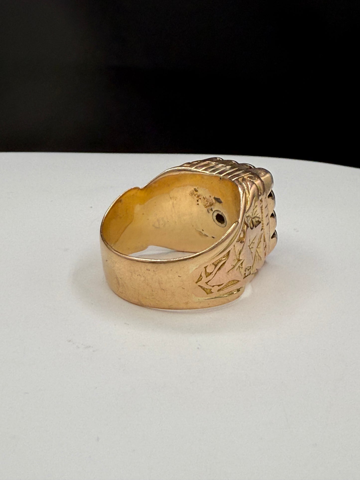 Vintage 18K Gold Men’s Diamond Statement Ring – 16.76g, Size 11