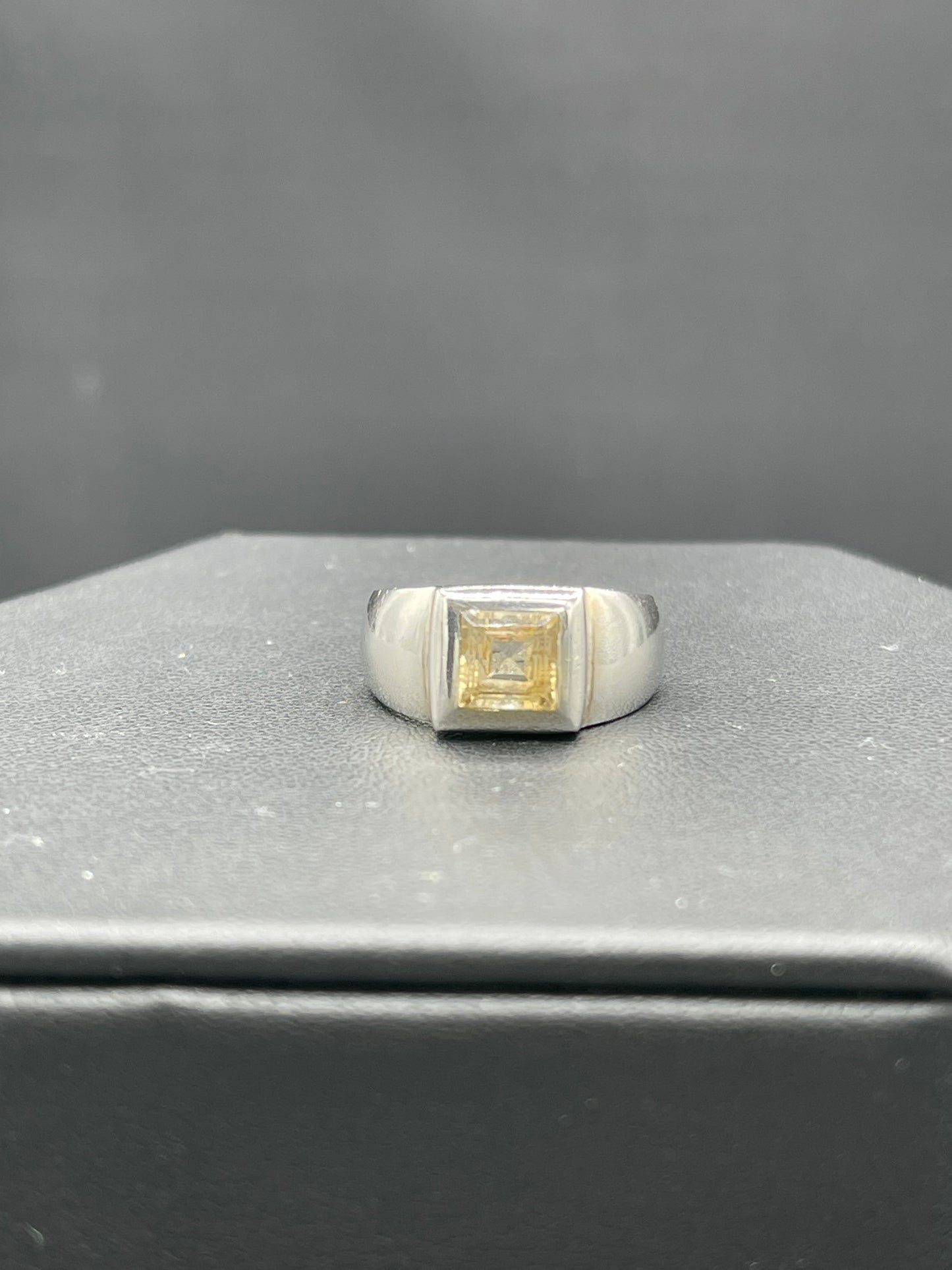 Vintage Natural Citrine Princess Cut Sterling Silver Ring (Size 6)