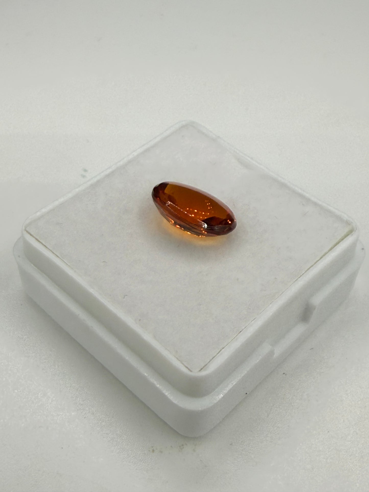 Natural Madeira Citrine 2.08 Carat Oval Cut Gemstone (9.56 x 7.41mm) – Polished Cabochon Front & Faceted Back