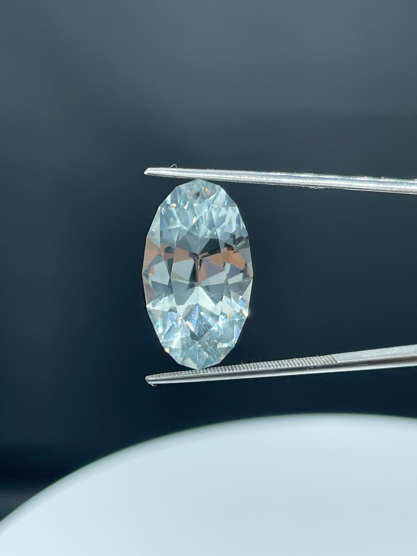 19.60 Carat Natural Aquamarine Oval Cut Loose Gemstone (23.5 x 13.3 x 11.75 MM)