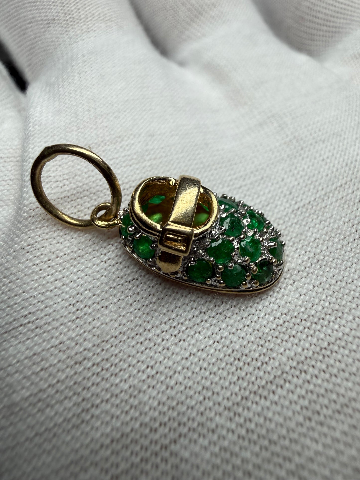 Vintage 14K Gold Emerald Shoe Pendant | Natural Emeralds 0.50 CT | Designer Gold Charm Pendant