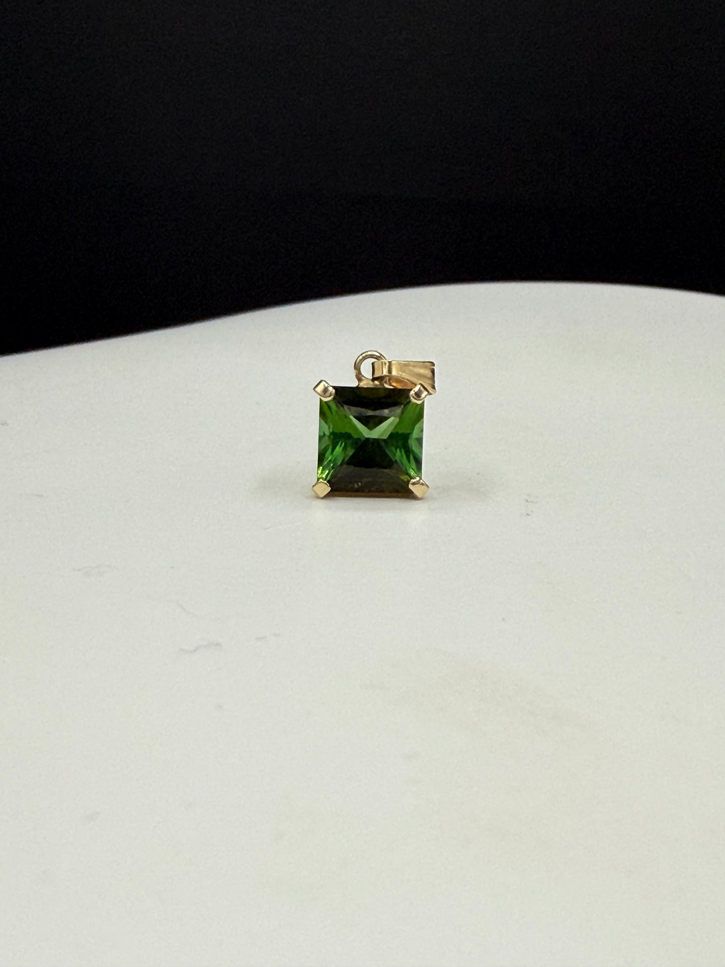 1.62ct Natural Deep Green Tourmaline 14K Gold Pendant