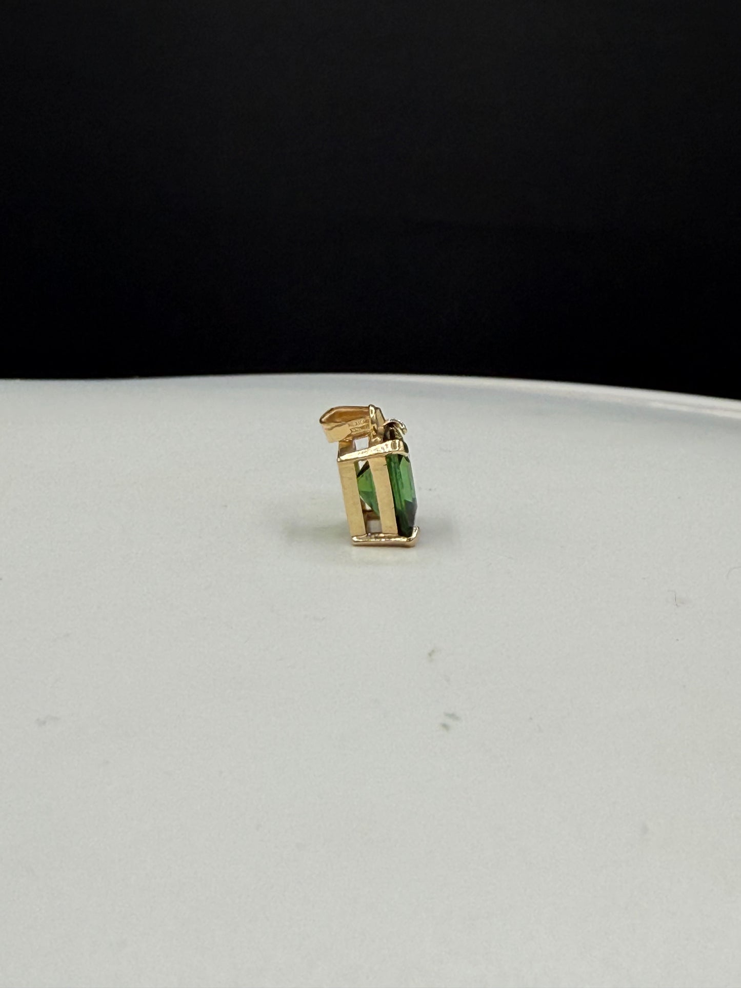 1.62ct Natural Deep Green Tourmaline 14K Gold Pendant