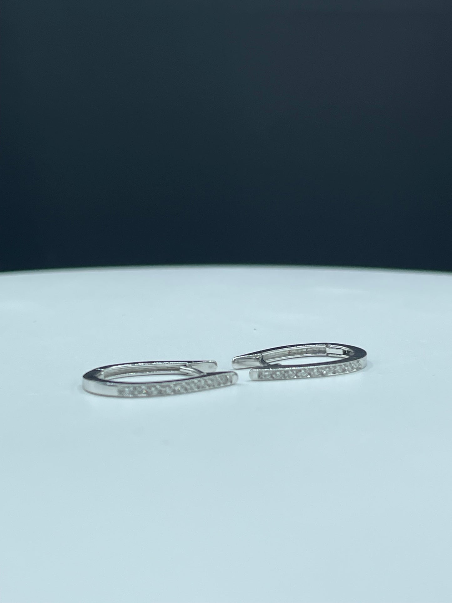 0.27 Carat Natural Diamond 18k White Gold Hoop Earrings