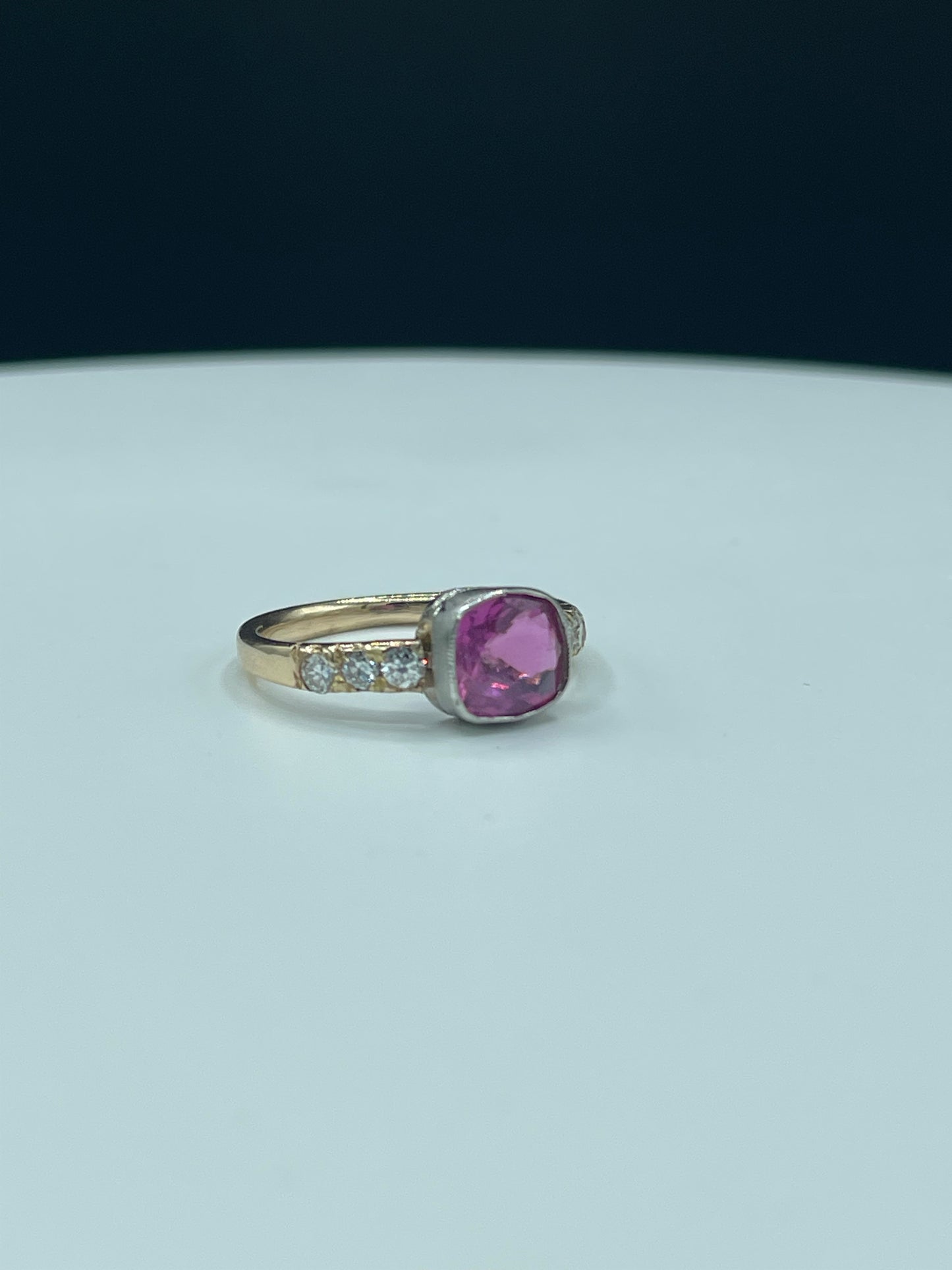 3.08 Carat Natural Pink Sapphire & Diamond Platinum + 14k Yellow Gold Ring (Size 8.5)