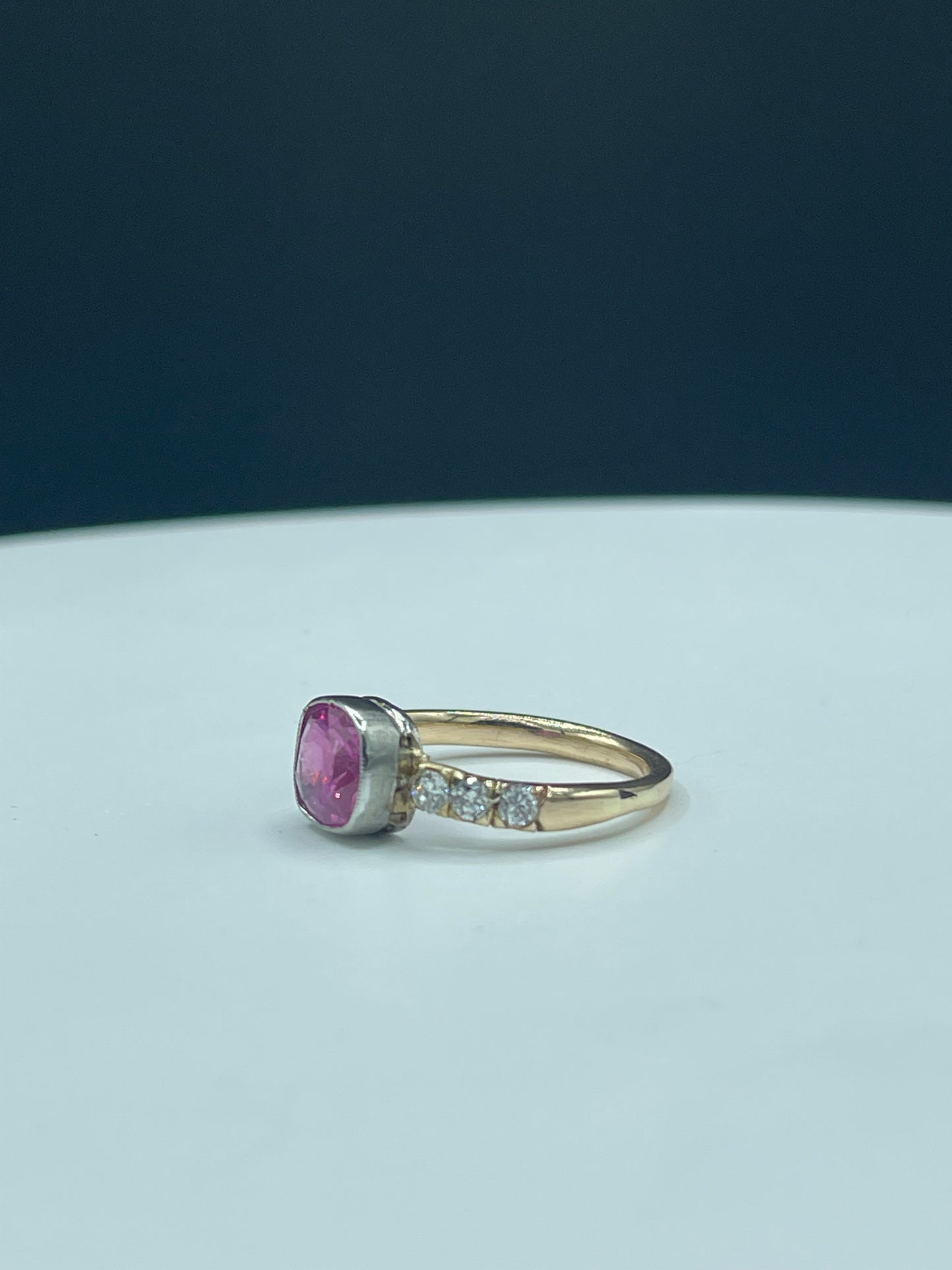 3.08 Carat Natural Pink Sapphire & Diamond Platinum + 14k Yellow Gold Ring (Size 8.5)