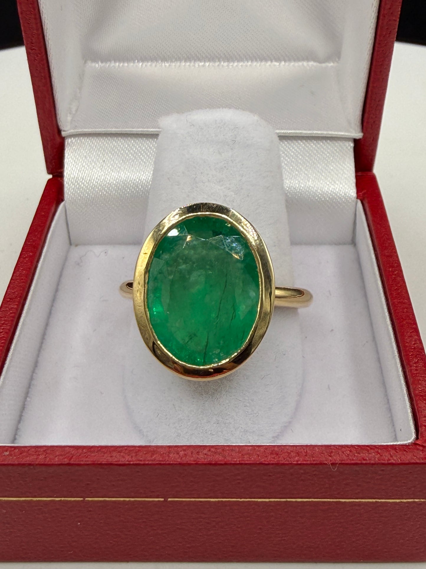 7.53 Carat Natural Emerald 18k Yellow Gold Custom Ring | Size 8