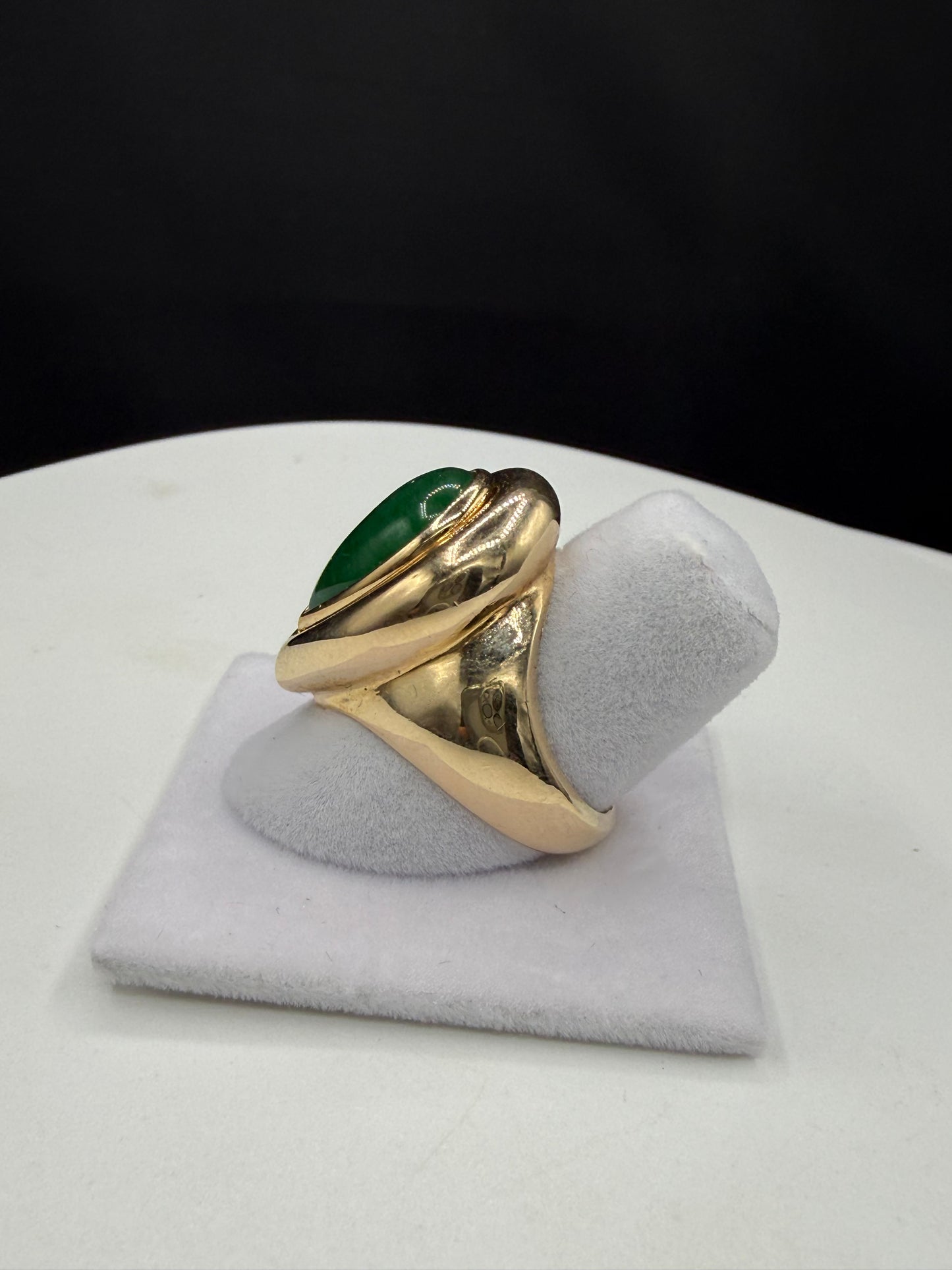 Vintage Natural Nephrite Jade Pear Cabochon 14K Gold Ring Size 7 | 5.62ct