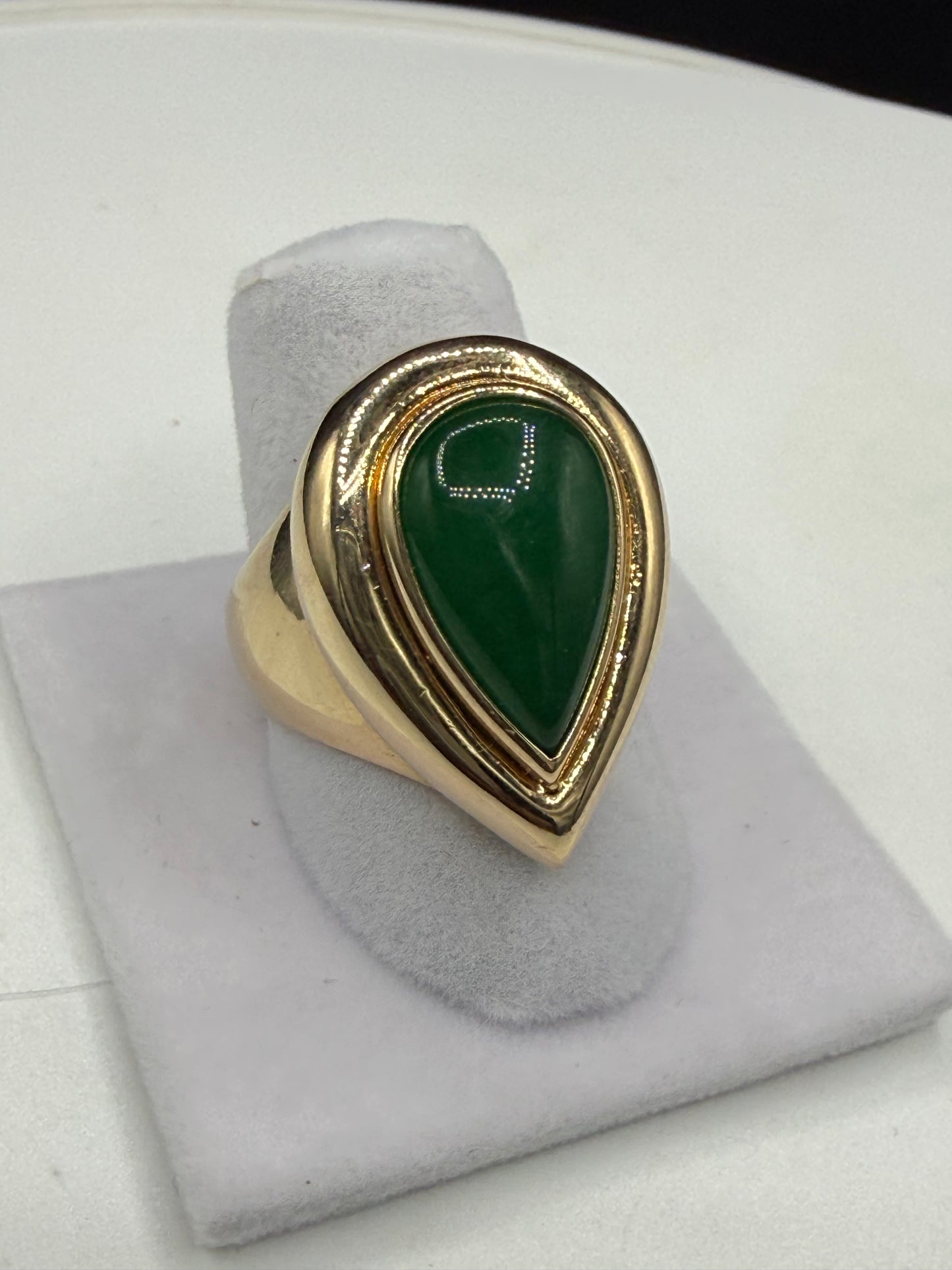 Vintage Natural Nephrite Jade Pear Cabochon 14K Gold Ring Size 7 | 5.62ct