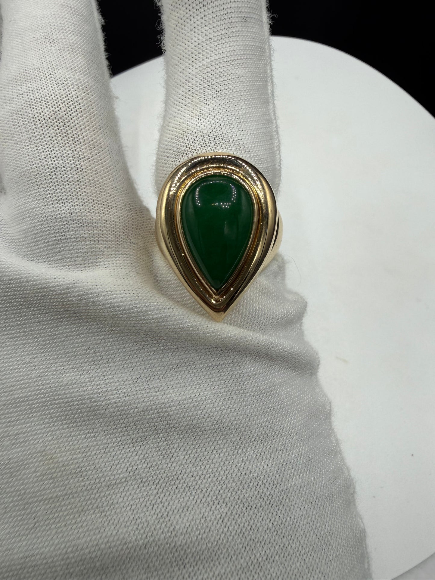Vintage Natural Nephrite Jade Pear Cabochon 14K Gold Ring Size 7 | 5.62ct
