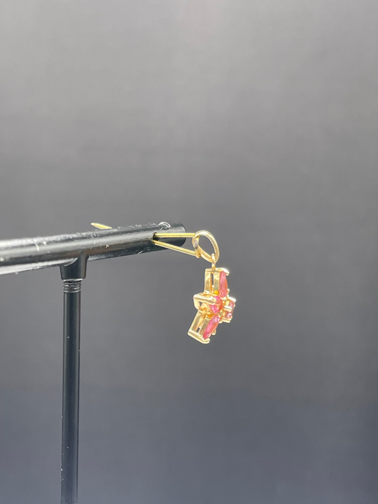 Natural Pink Tourmaline 14k Yellow Gold Flower Pendant