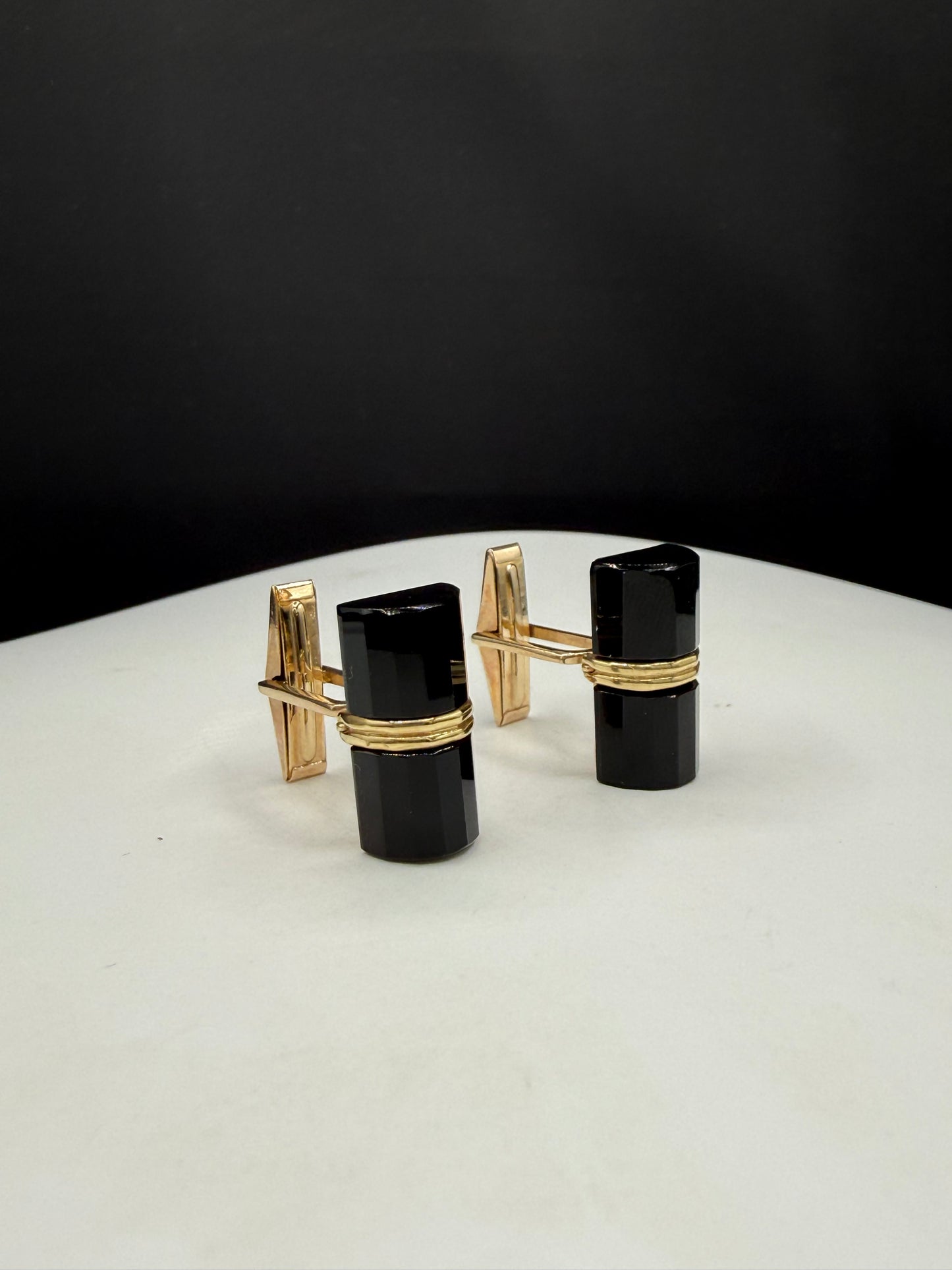 Vintage 14K Gold & Bar-Cut Black Onyx Custom Cufflinks | 10.3g