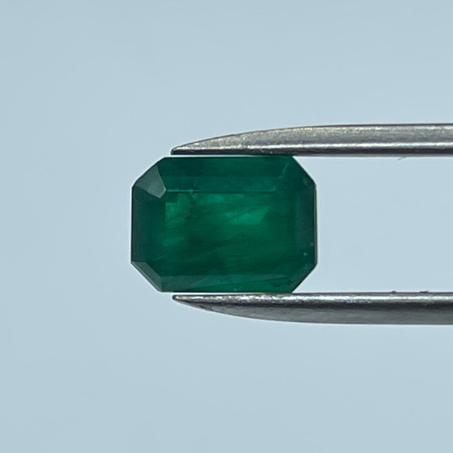 2.94 Carat Natural Emerald Emerald-Cut Loose Gemstone (9.8 x 7.1 x 5.4 MM)