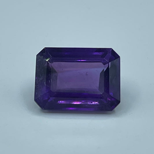 10.91 Carat Natural Zambian Amethyst Emerald Cut Loose Gemstone (15.8 x 11.7 x 7.8 MM)