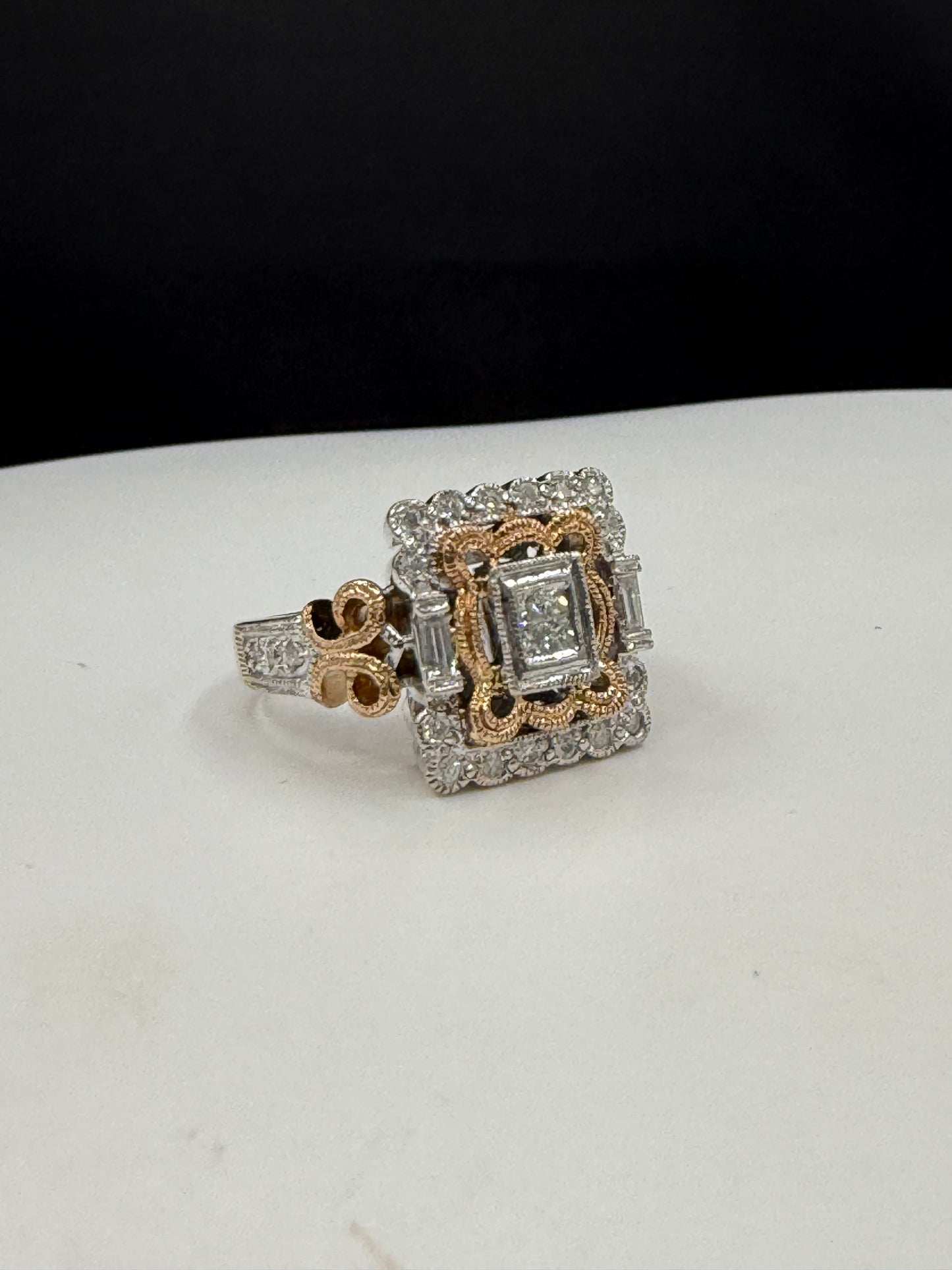 Vintage 14K Two Tone Rose & White Gold Diamond Cluster Cocktail Ring (Size 7)