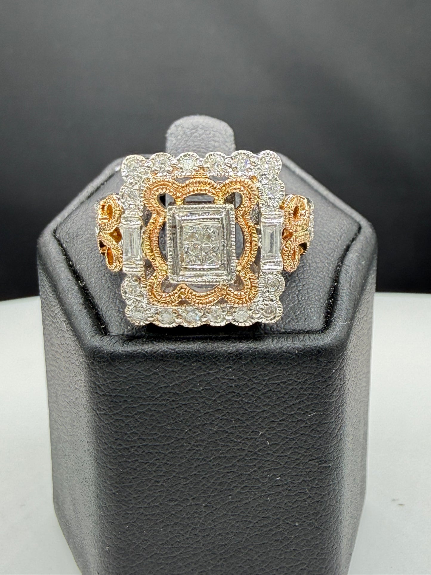 Vintage 14K Two Tone Rose & White Gold Diamond Cluster Cocktail Ring (Size 7)