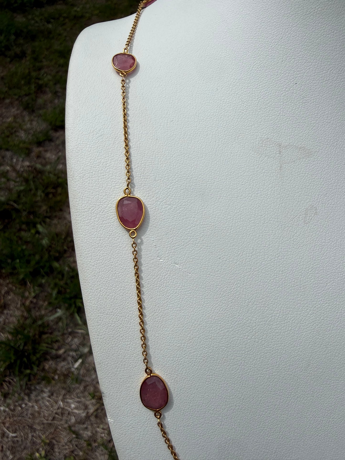 18K Yellow Gold Natural Unheated Multi Color Sapphire Mogul Station Necklace | 20.94ctw | 26.5"