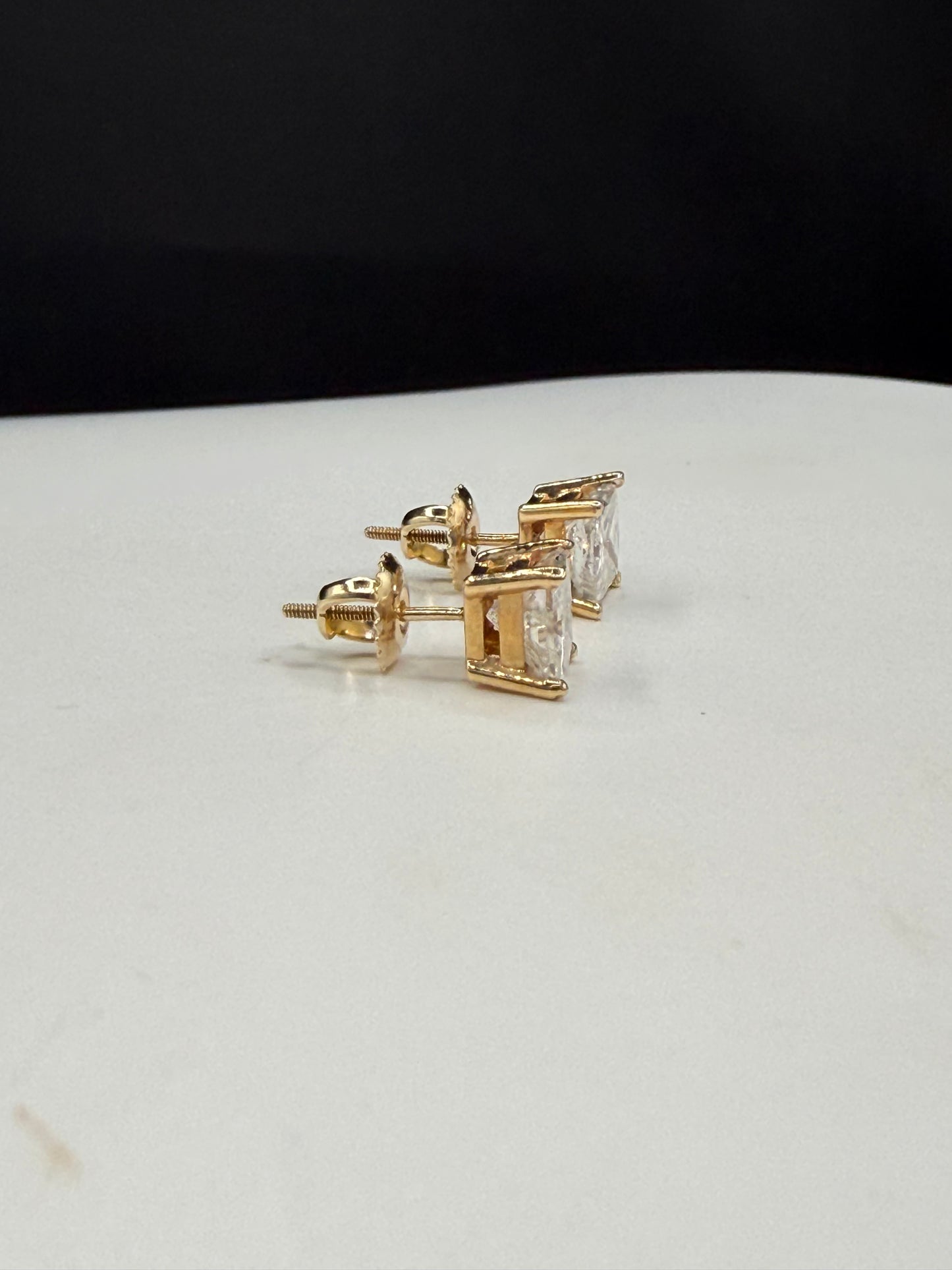 Vintage 2.50 CTW Natural Princess Cut Diamond 14k Yellow Gold Screwback Earrings