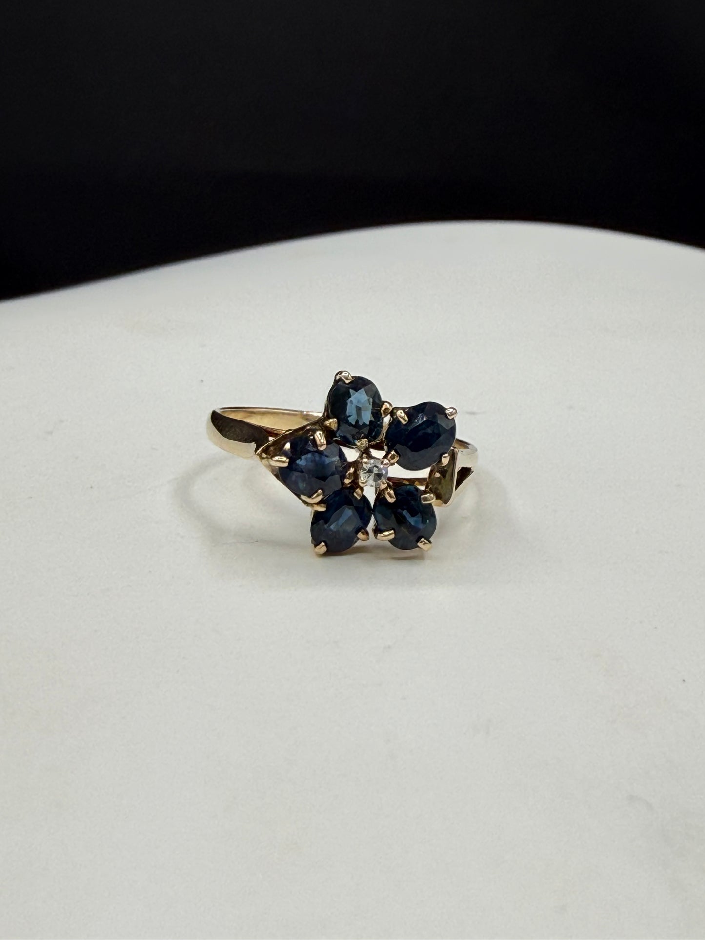 Vintage 14k Yellow Gold 1.00 Ct Natural Blue Sapphire & Diamond Flower Ring | Size 6.5