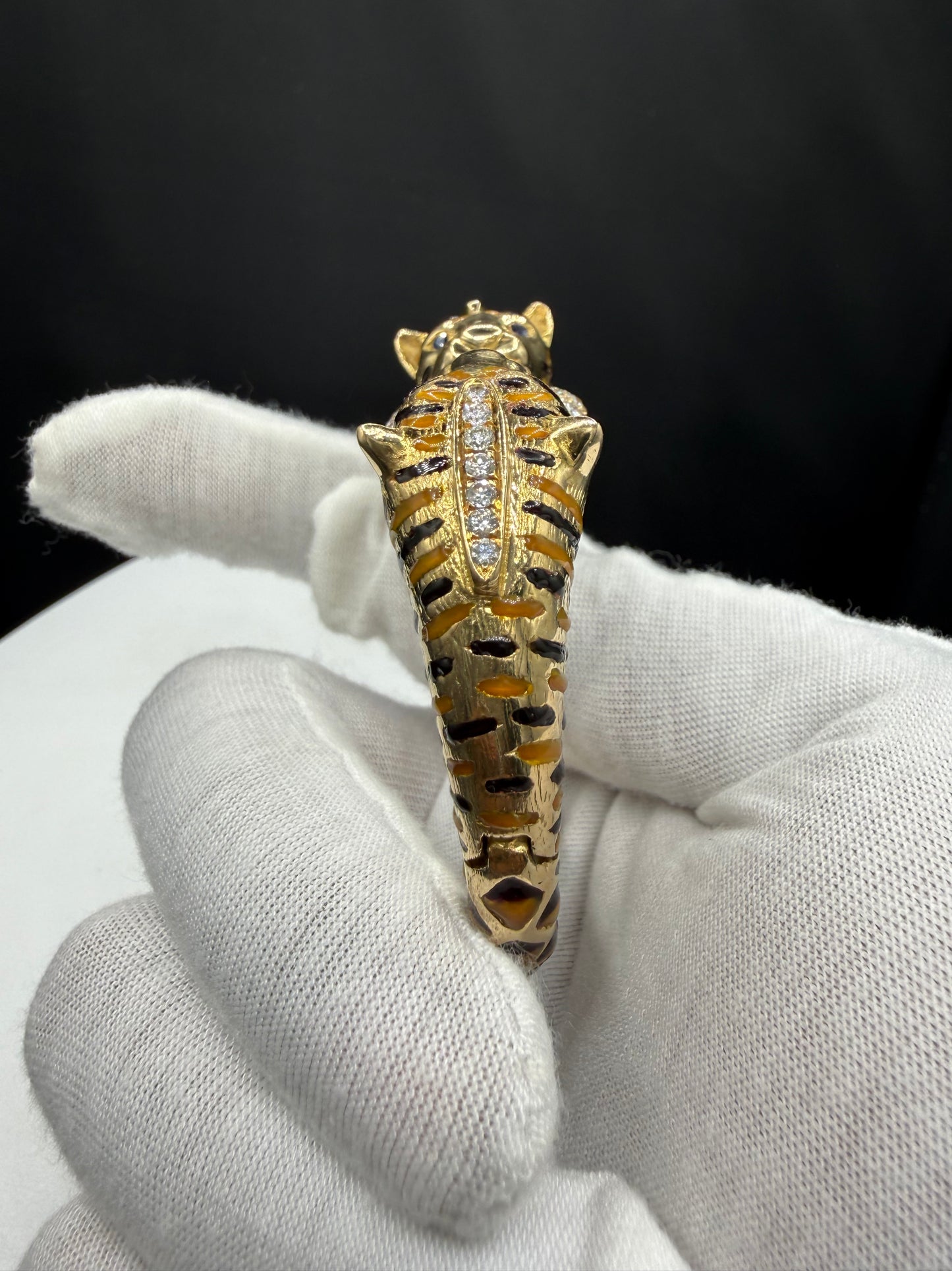 2.10 CT Natural Diamond 18K Yellow Gold Enamel Double Tiger Bangle Bracelet (60.60 Grams | 6.25")