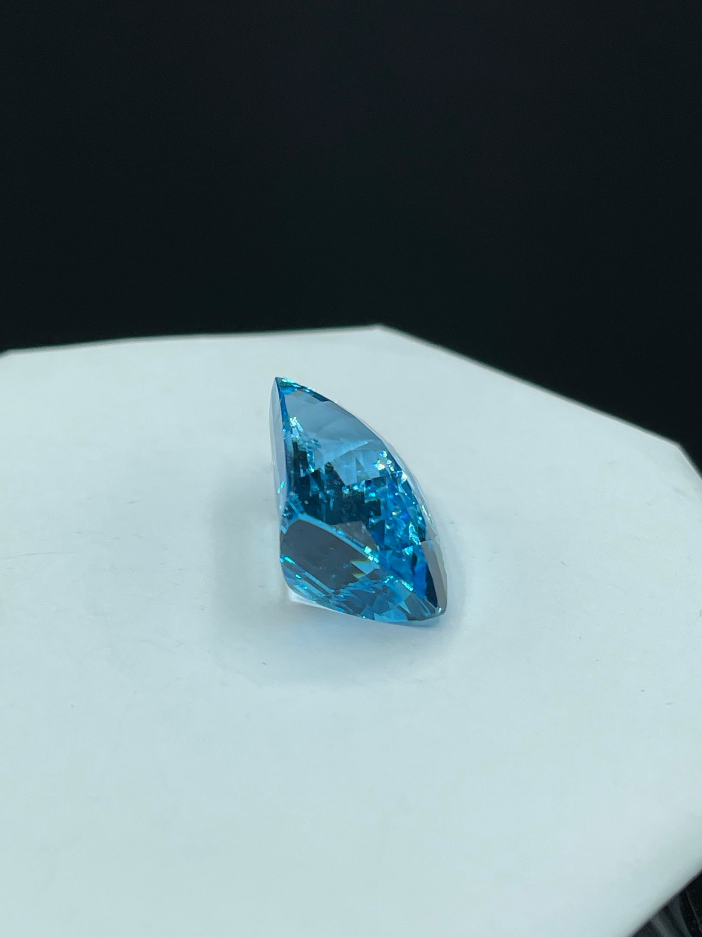 39.49 Carat Super Swiss Blue Topaz Emerald Cut Loose Gemstone (22.75 x 16.62 x 11.51 MM)