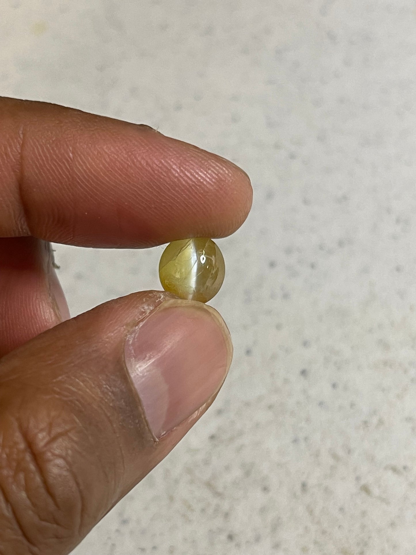 4.70 Carat Natural CatsEye Chrysoberyl Cabochon Loose Gemstone (9.30 x 8.62 x 6.05 MM)