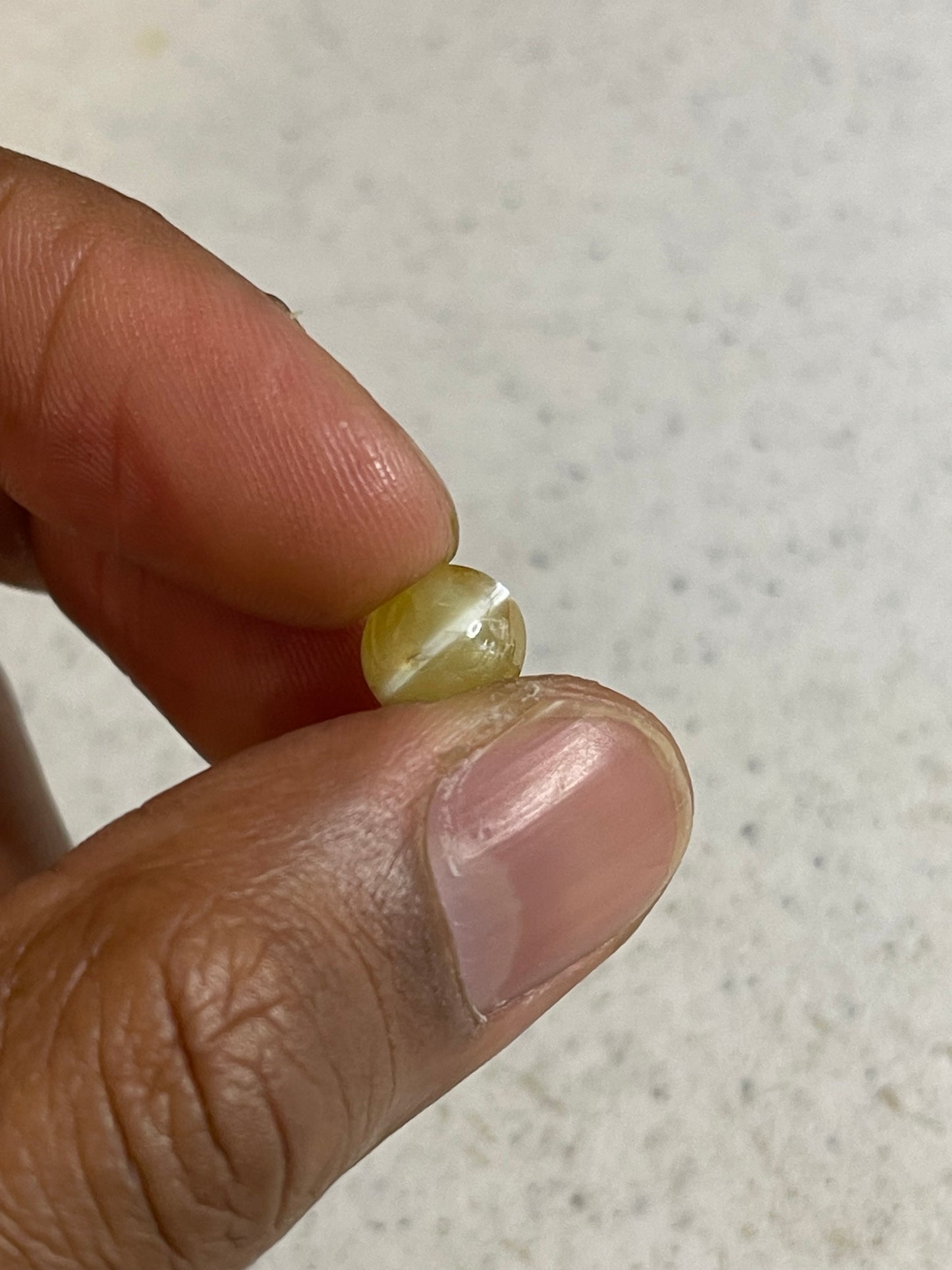 4.70 Carat Natural CatsEye Chrysoberyl Cabochon Loose Gemstone (9.30 x 8.62 x 6.05 MM)